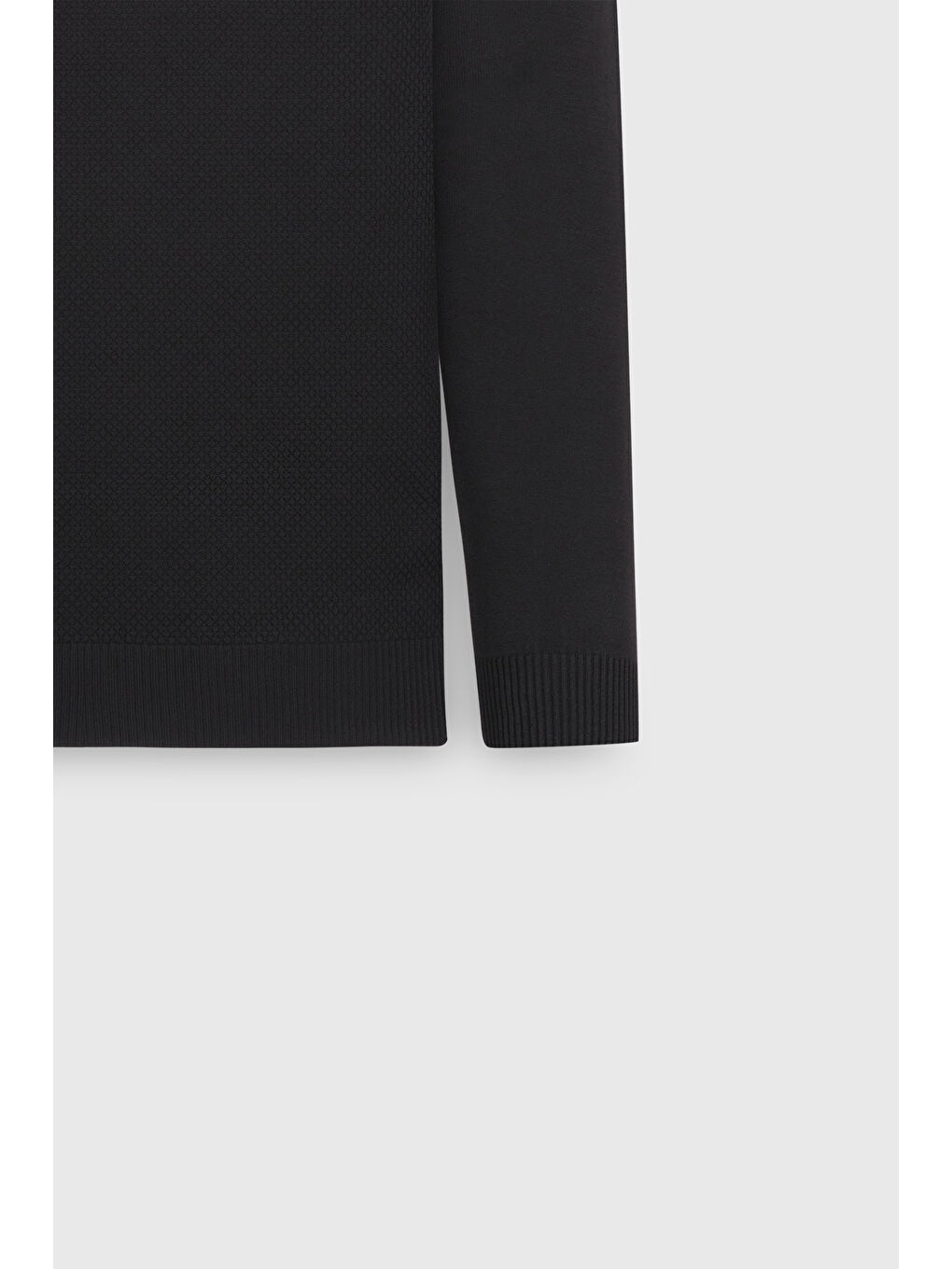 Erkek Siyah Standart Fit Normal Kesim Bisiklet Yaka Jakarlı Triko Kazak-8