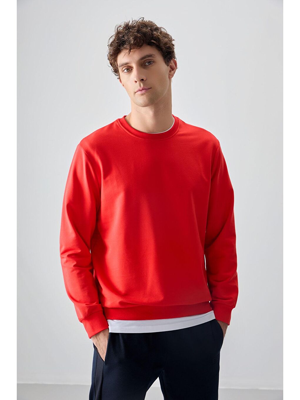 AIR JONES Kırmızı Pamuk Dokulu Standart Fit Basic Erkek Sweatshirt - 3