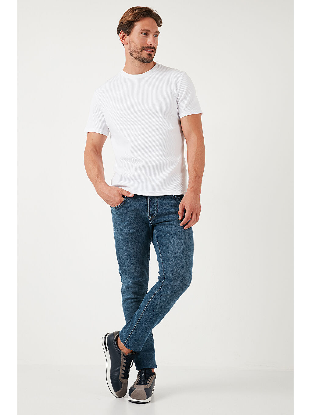 Buratti Lacivert Pamuklu Normal Bel Slim Fit Dar Paça Erkek Jeans 1115S05NAPOLI