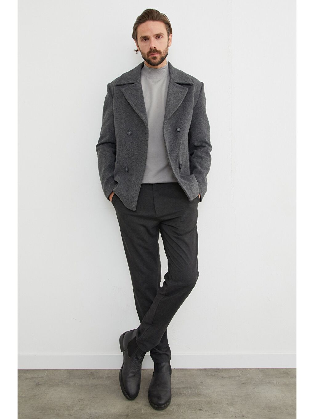 Antrasit Düğmeli Kruvaze Yaka Kaşe Kaban-2