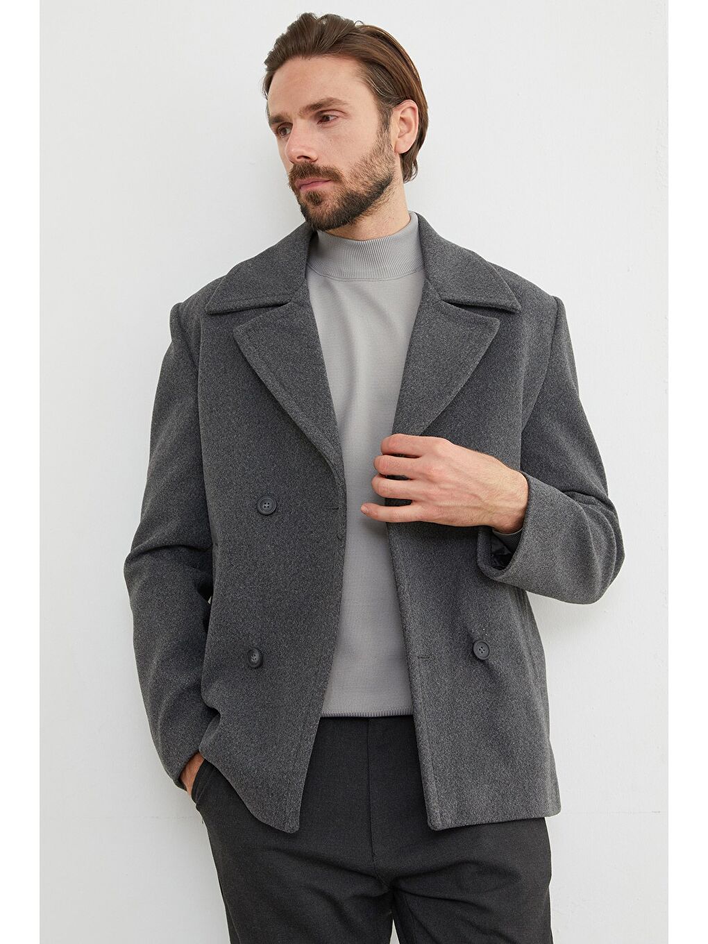 Antrasit Düğmeli Kruvaze Yaka Kaşe Kaban-3