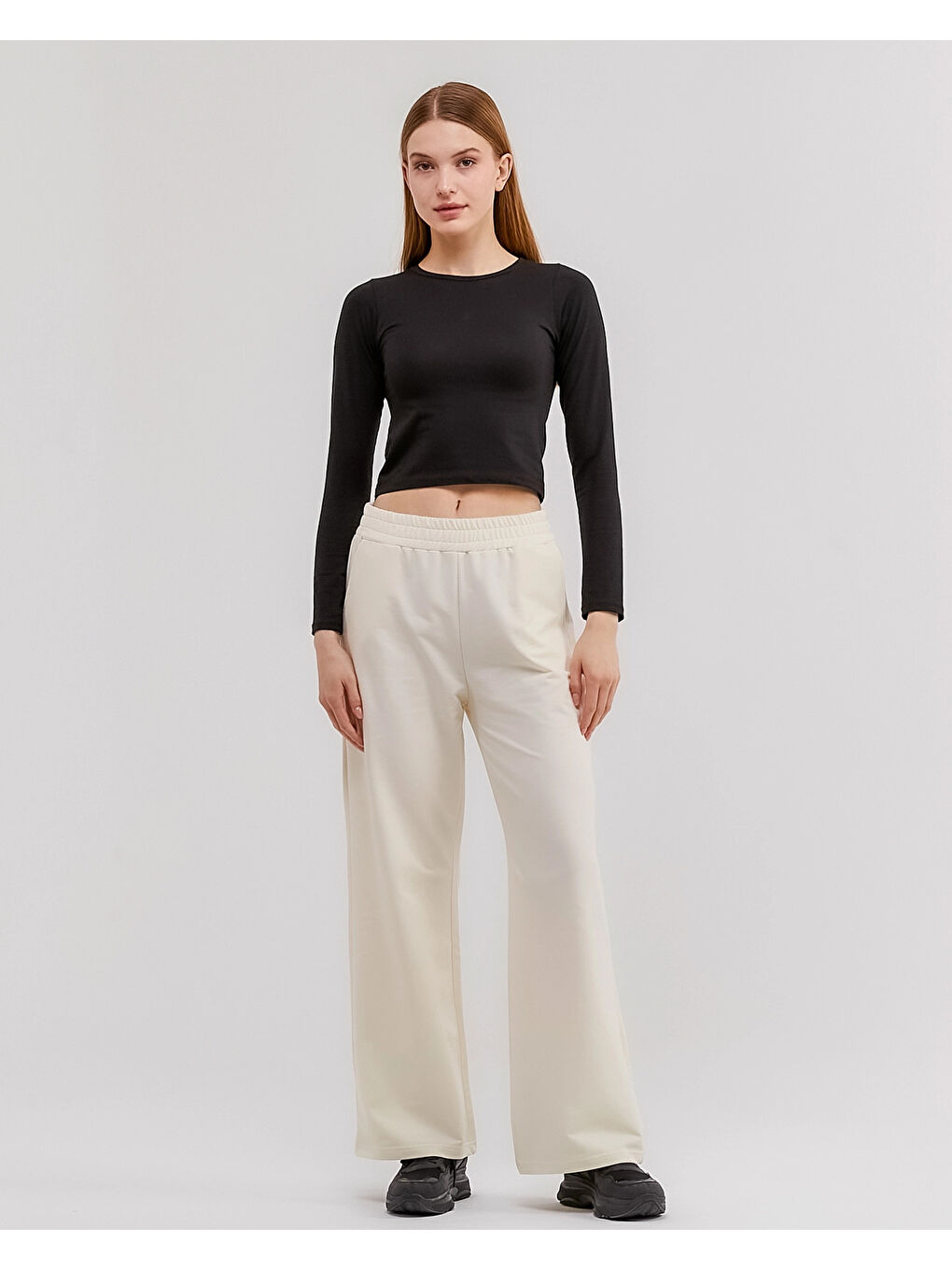 Ekru Beli Lastikli Bol Paça Kadın Eşofman Altı N003