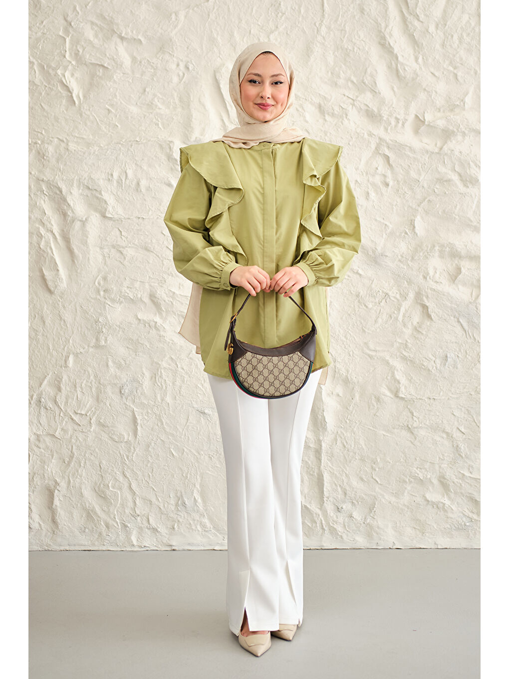 Kadın Gizli Düğme Detay Omuzdan Volanlı Gömlek Yeşil-2