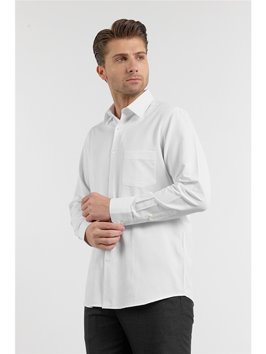 Beyaz Kendinden Desenli Sert Yaka Uzun Kol Cepli Comfort Fit Pamuklu Gömlek 1004255269-2