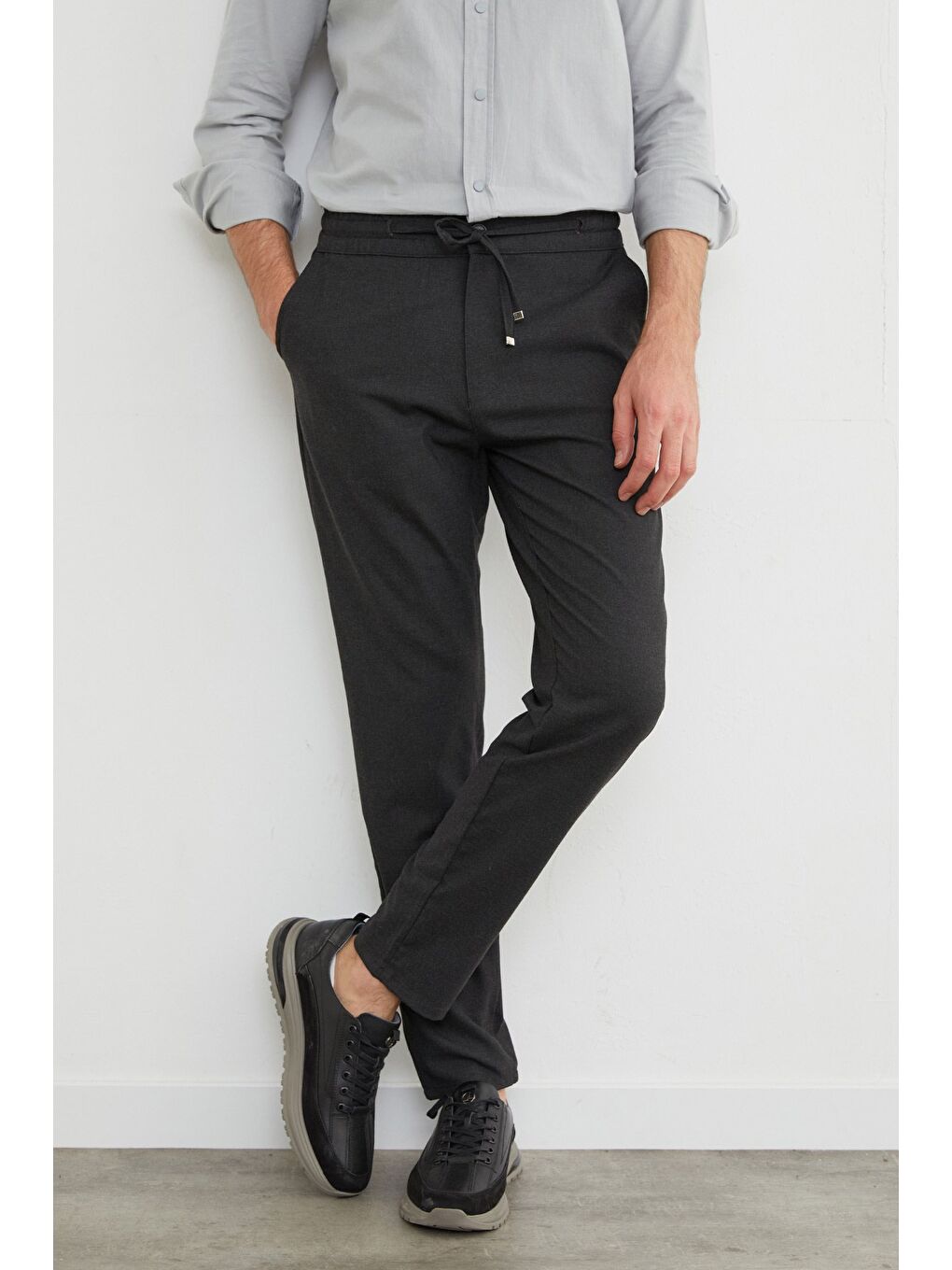 Antrasit Beli Lastikli Bağcıklı Kumaş Pantolon-1