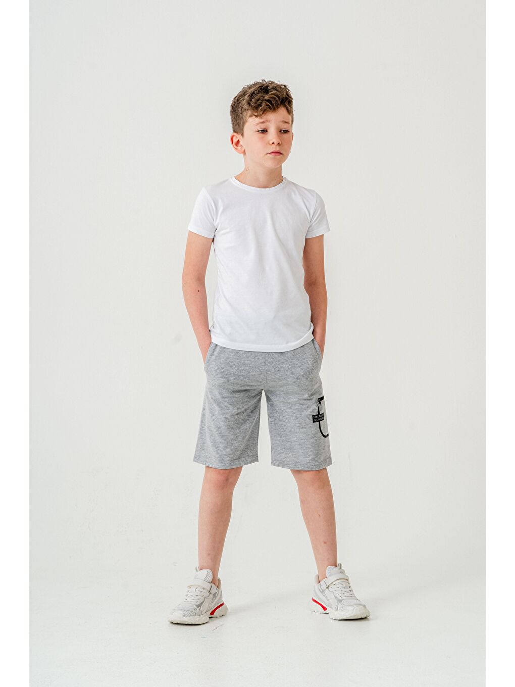 Gri Stay  Good Baskılı Cep Fermuarlı Erkek Çocuk Şort-2