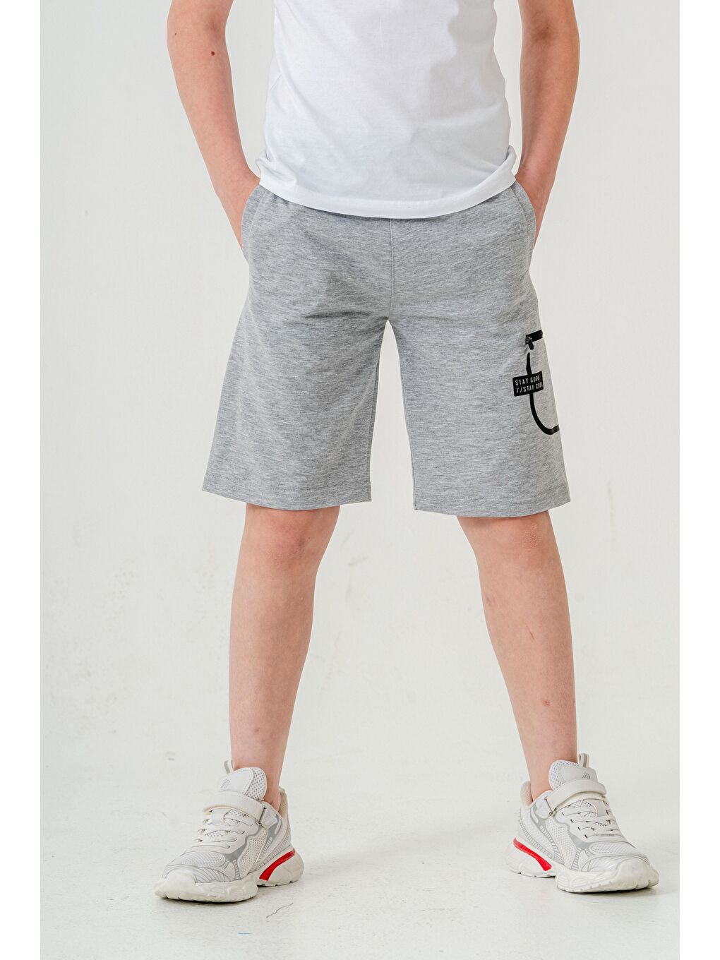 Gri Stay  Good Baskılı Cep Fermuarlı Erkek Çocuk Şort-5
