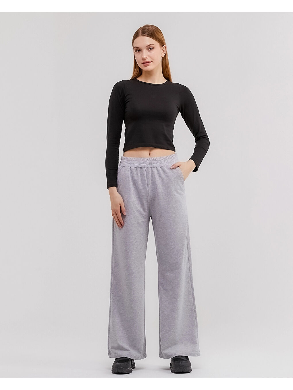 Gri Beli Lastikli Bol Paça Kadın Eşofman Altı N003-1