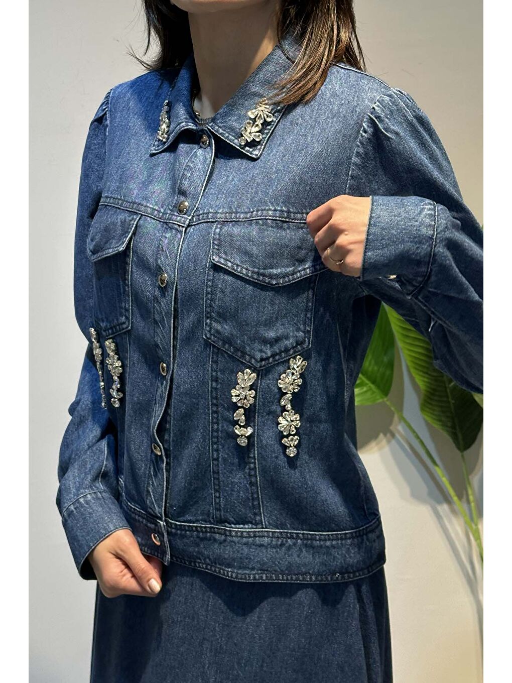 Mavi Taş Detaylı Etekli Jean Takım 19527 Denim-4