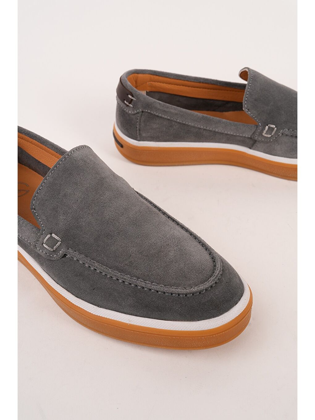Gri COVENT Hakiki Süet Deri Bağcıksız Erkek Günlük Loafer Ayakkabı-1