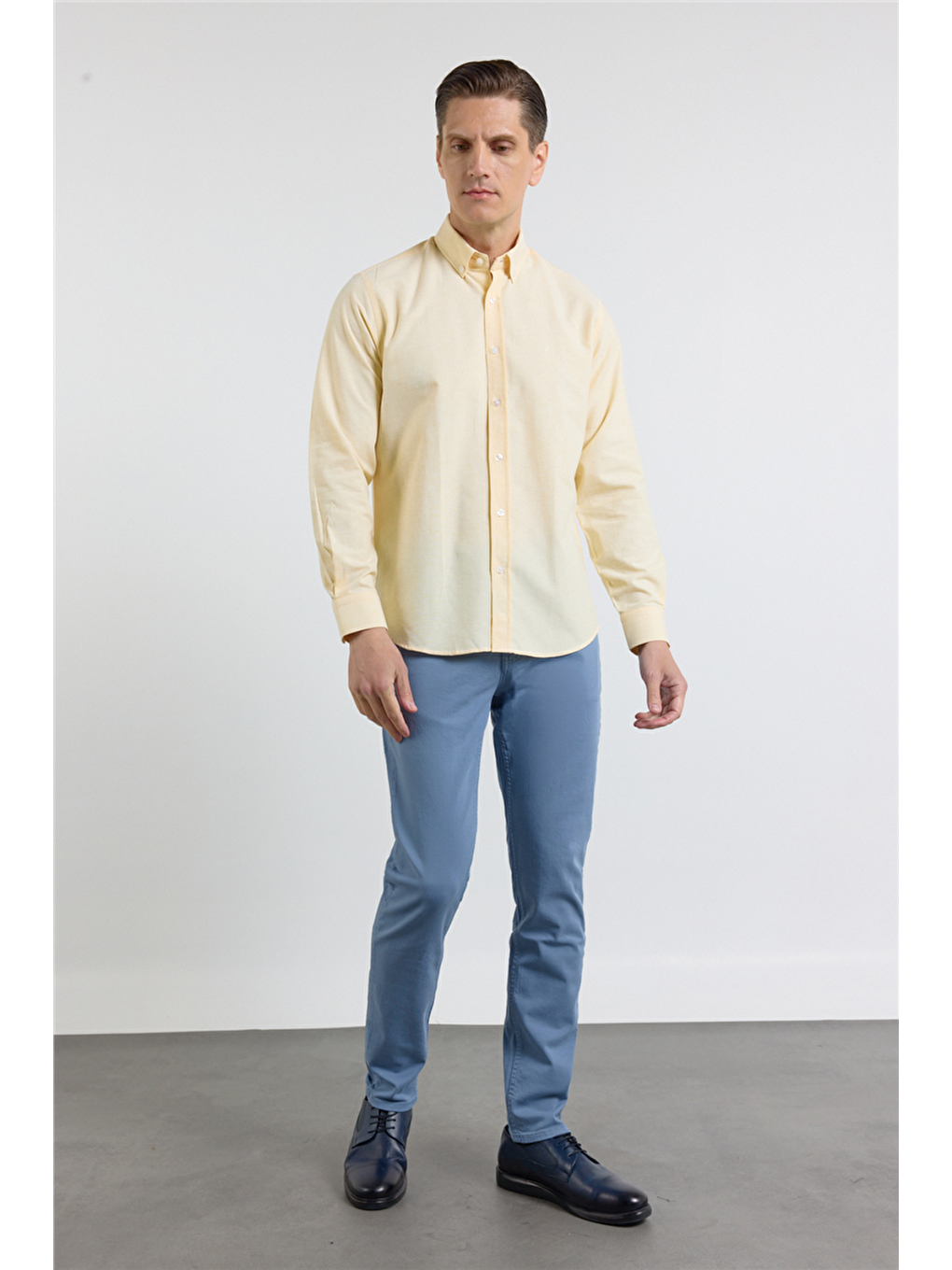 Sarı Oxford Düğmeli Yaka Uzun Kol Cepsiz Slim Fit Pamuklu  Gömlek 1004260182-1