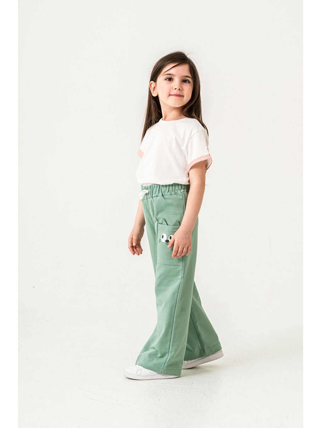 Yeşil Çift Cepli Cep Baskılı Kız Çocuk Eşofman Altı-1