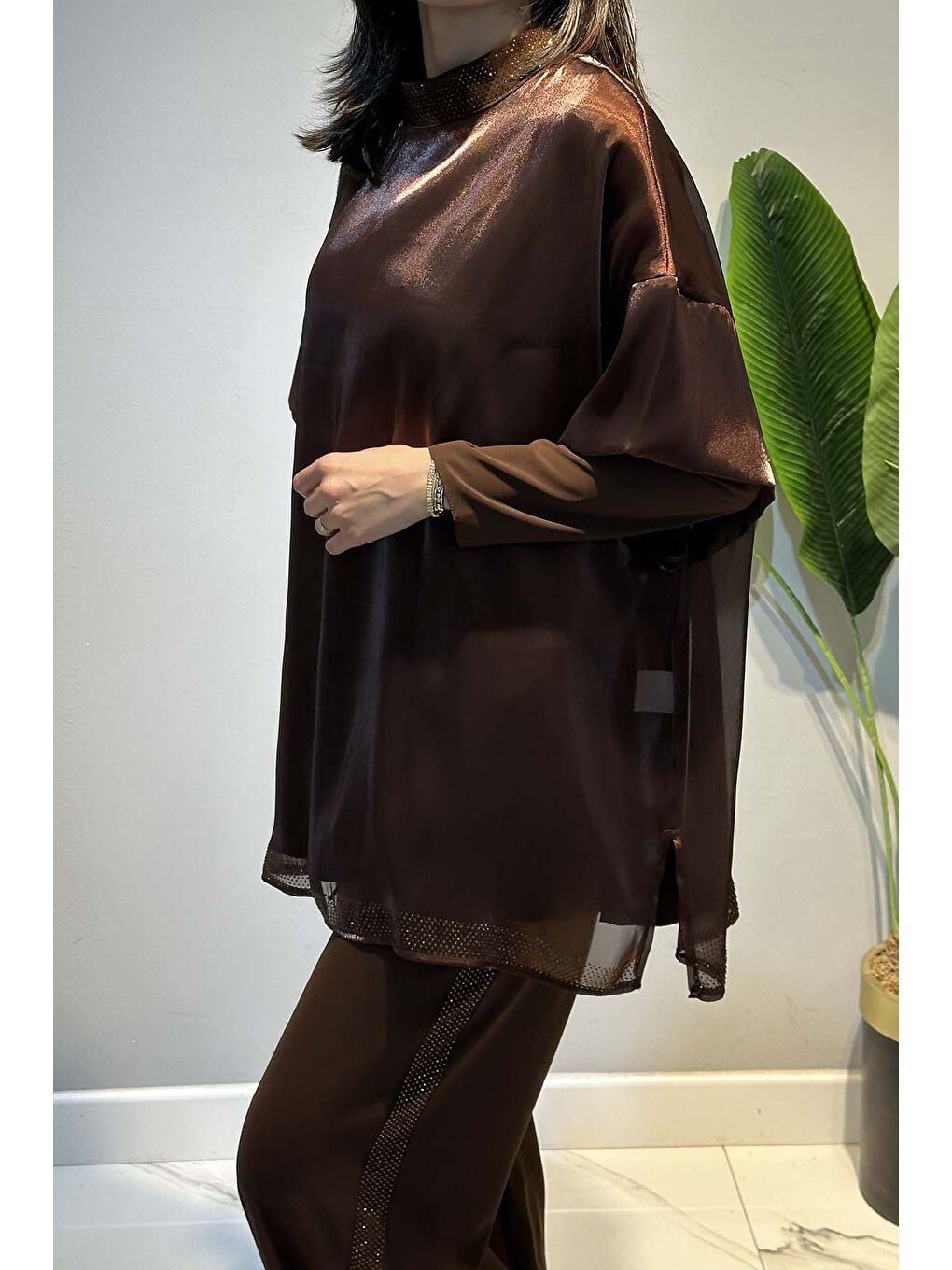 Transparan ve Taş Detay Bluz ve Pantolon Takım 8614 Kahverengi-4