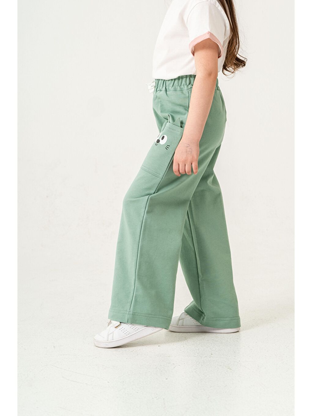 Yeşil Çift Cepli Cep Baskılı Kız Çocuk Eşofman Altı-2