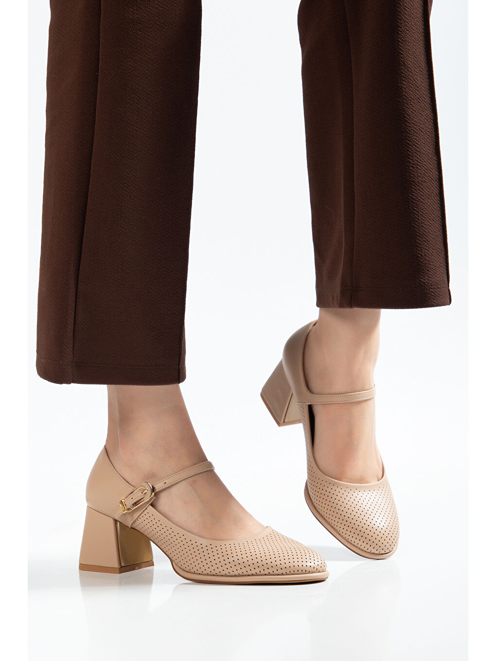 Bej D5141 Günlük Ortopedik Kadın Klasik Topuklu Ayakkabı-3