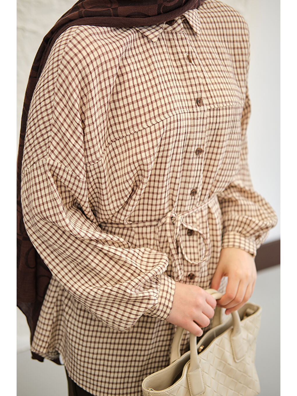 Kadın Ekose Desen Bel Bağlamalı Gömlek Kahverengi-4