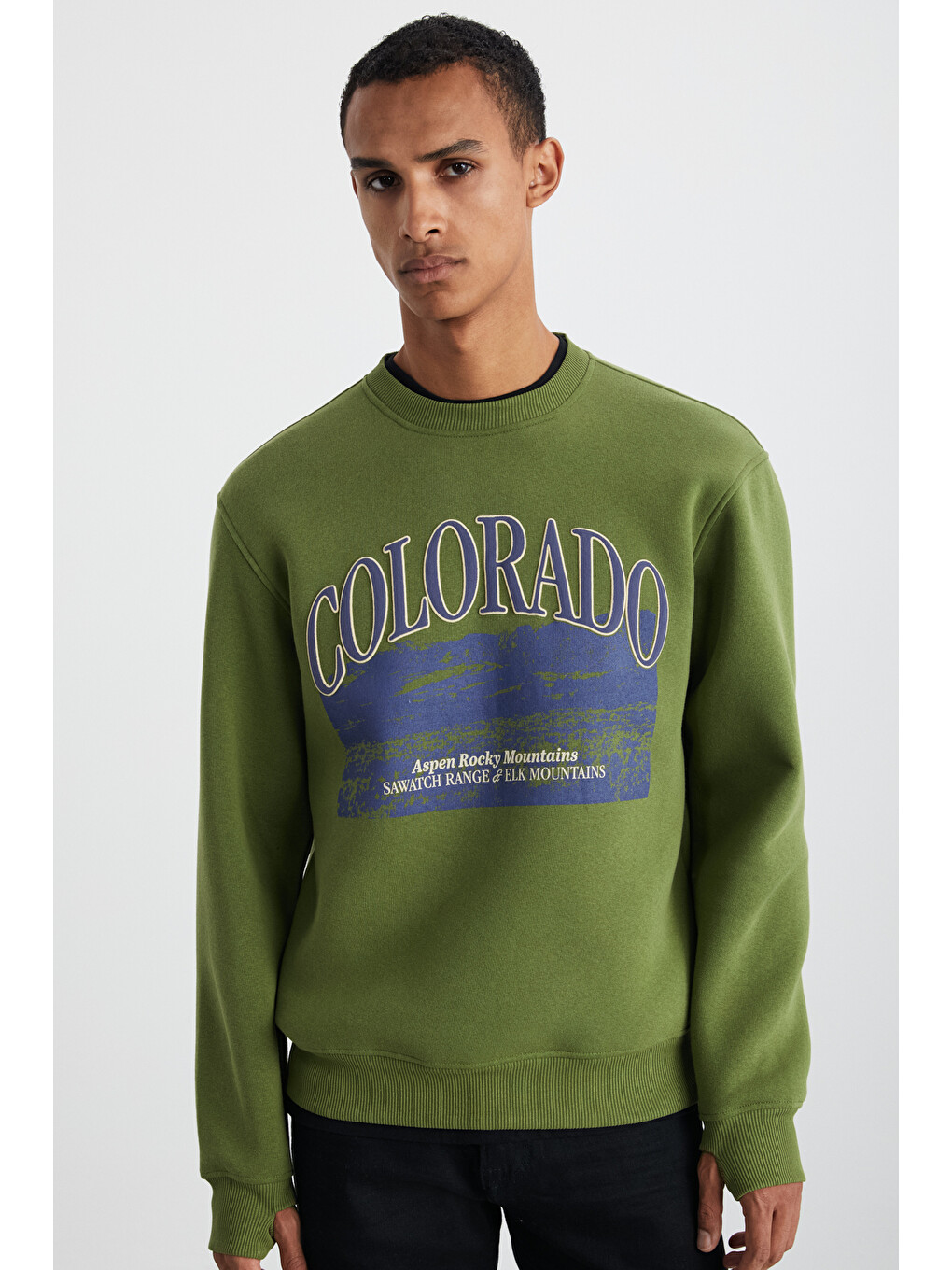 Yanke Erkek İçi Polarlı Önü Baskılı Yuvarlak Yaka Parmak Geçme Detaylı Açık Haki Sweatshirt-3