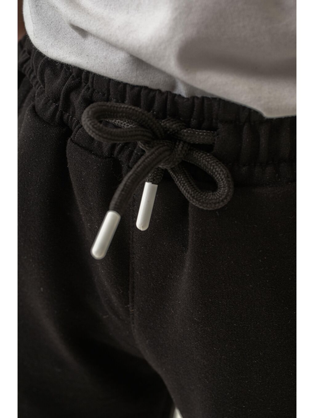 Siyah Kargo Cepli Cep Kapagı International Traveller Baskılı Erkek Çocuk Eşofman Altı-9