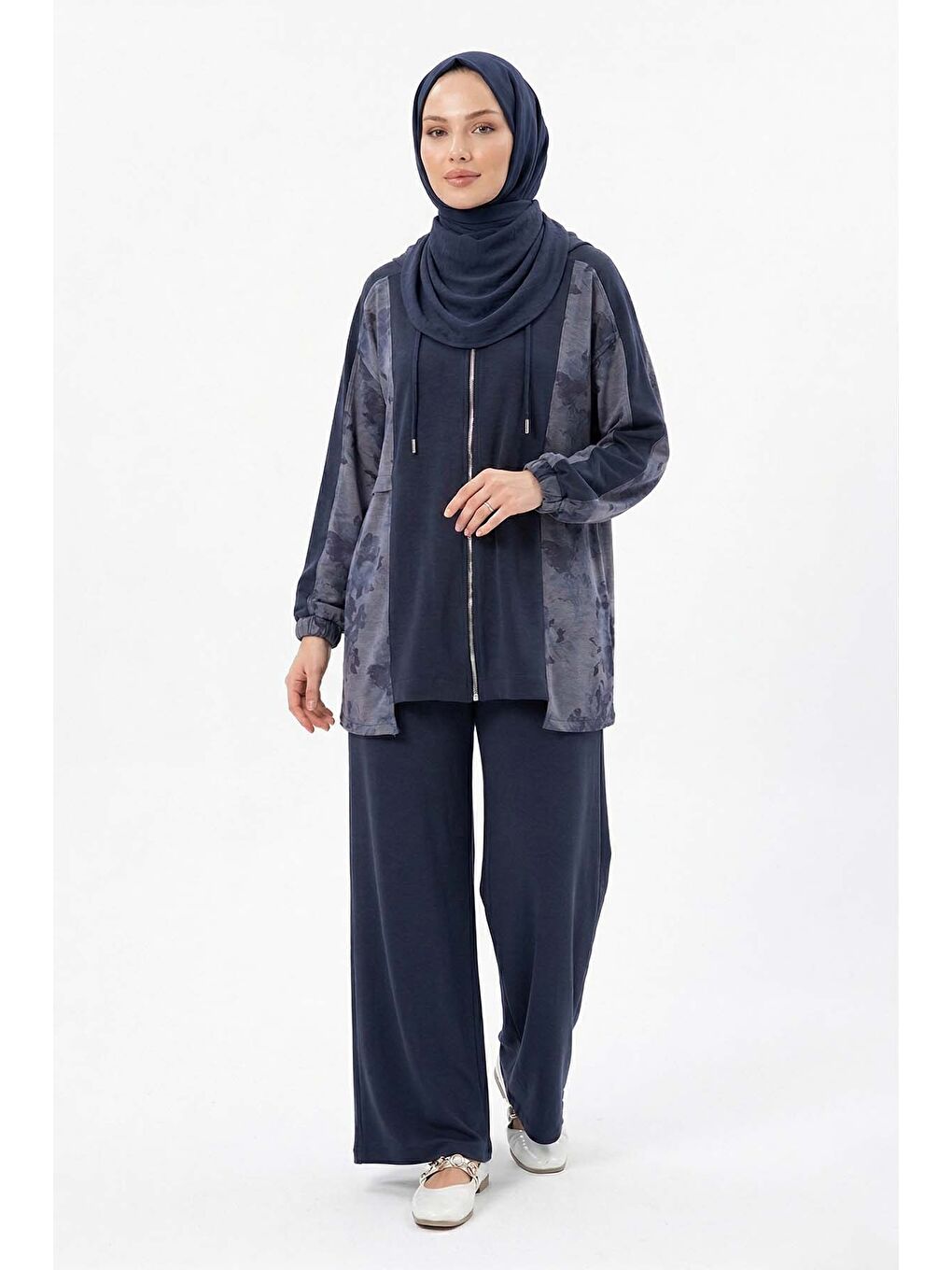 Çiçek ve Fermuar Detay Kap Pantolonlu Takım 70081-2 Lacivert