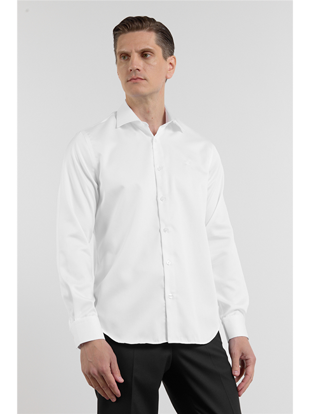 Beyaz Saten İtalyan Yaka Uzun Kol Cepsiz Slim Fit %100 Pamuk Gömlek 1004255231