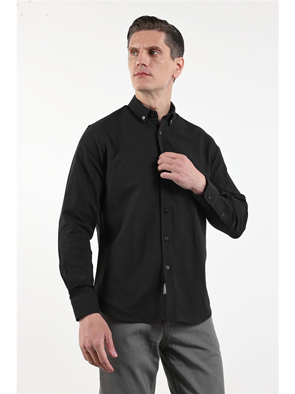 Siyah Oxford Düğmeli Yaka Uzun Kol Cepsiz Slim Fit Pamuklu  Gömlek 1004260182-2