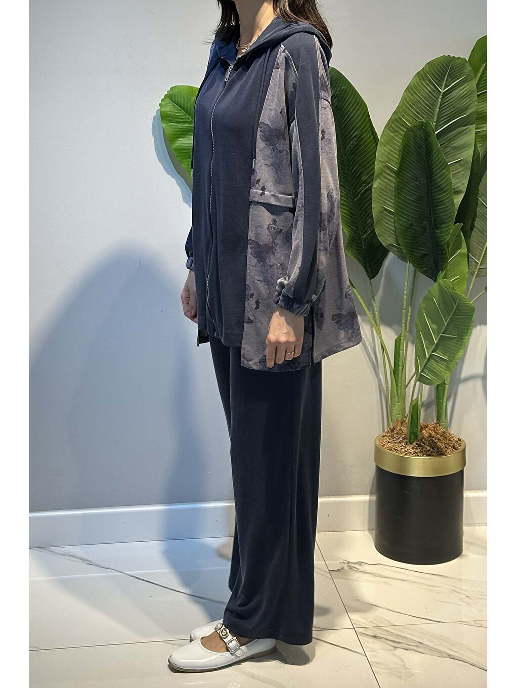 Çiçek ve Fermuar Detay Kap Pantolonlu Takım 70081-2 Lacivert-2