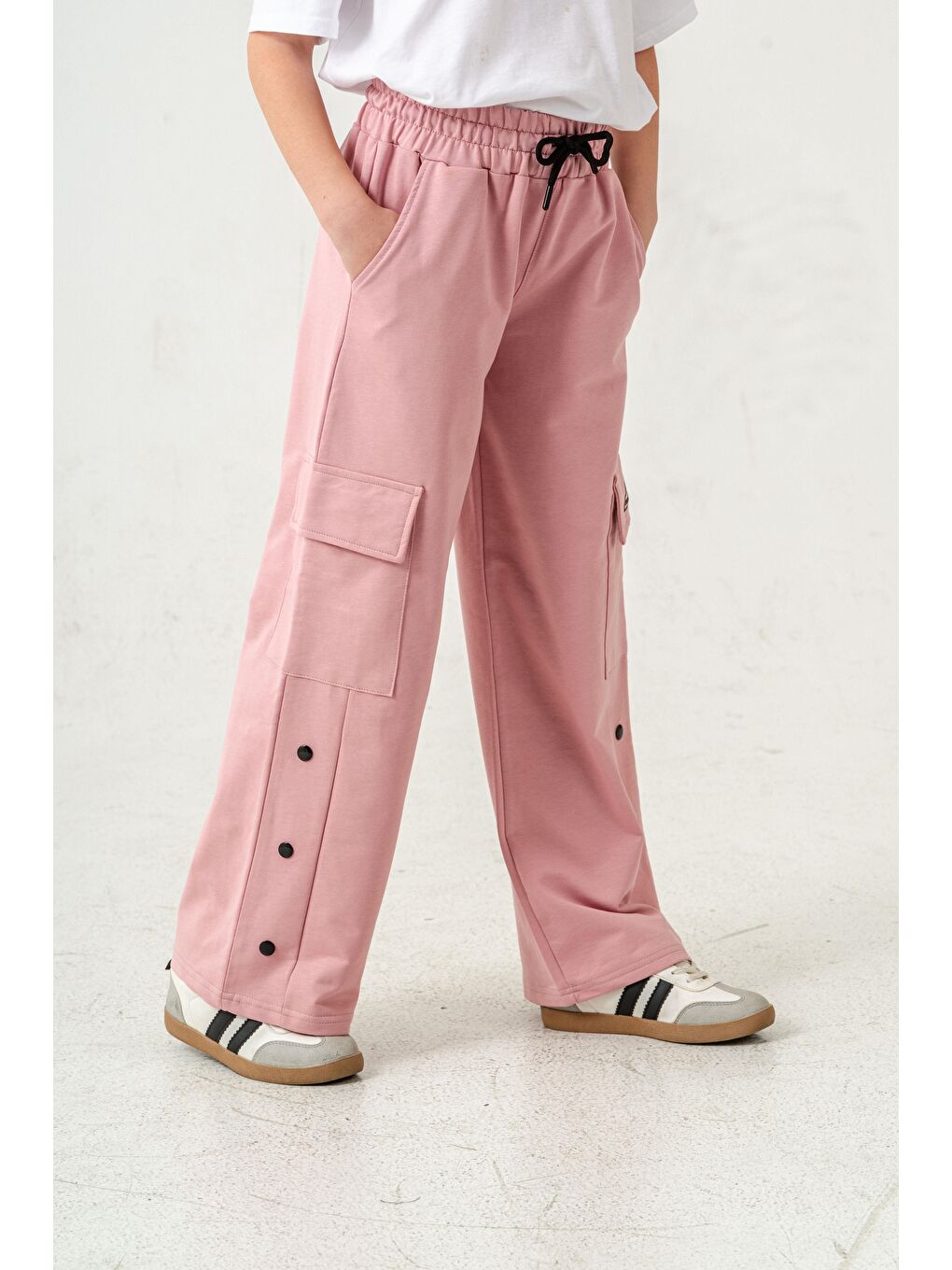 Pembe Kargo Cepli Paçalar Rivetli Cep Kapagı Inspiration Baskılı Kız Çocuk Eşofman Altı-5