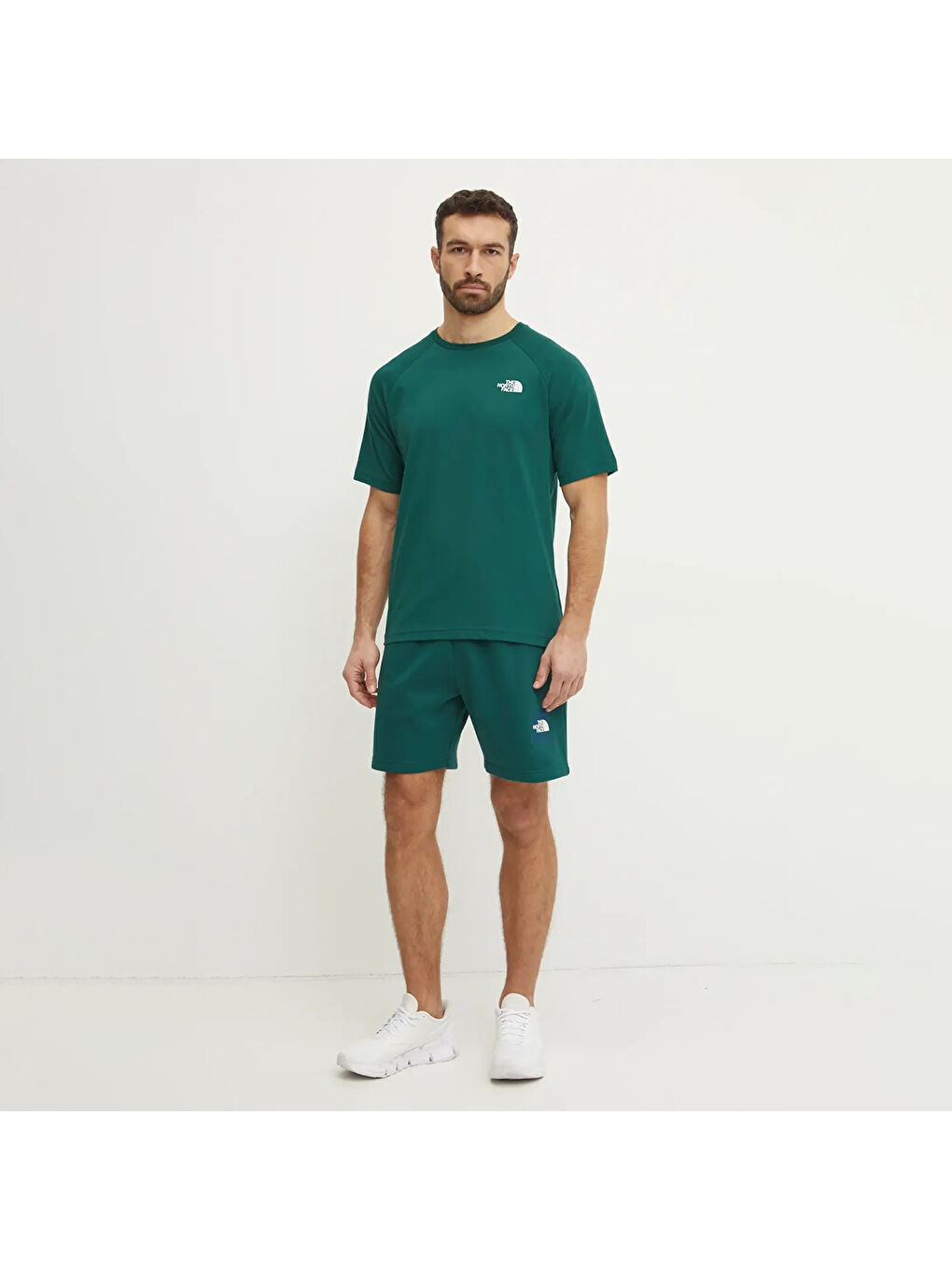 Box Never Stop Exploring Regular Erkek Yeşil Şort