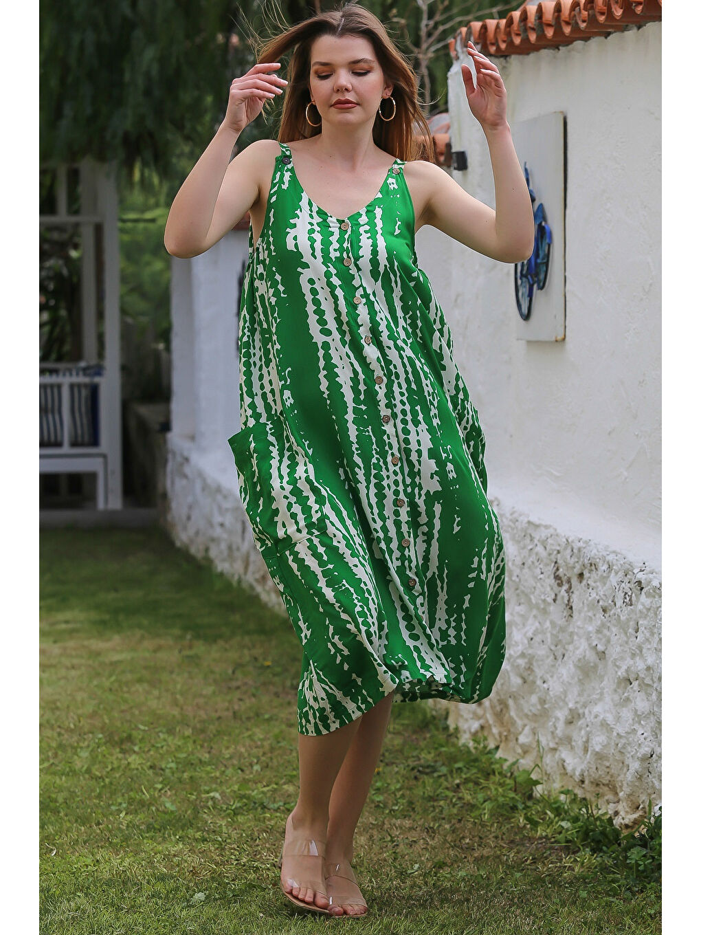 Yeşil Askılı Düğmeli Cepli Allover Baskılı Casual Viskon Dokuma Elbise 115 60-4