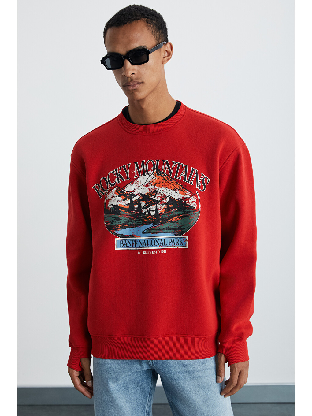 Yanke Erkek İçi Polarlı Önü Baskılı Yuvarlak Yaka Parmak Geçme Detaylı Kırmızı Sweatshirt