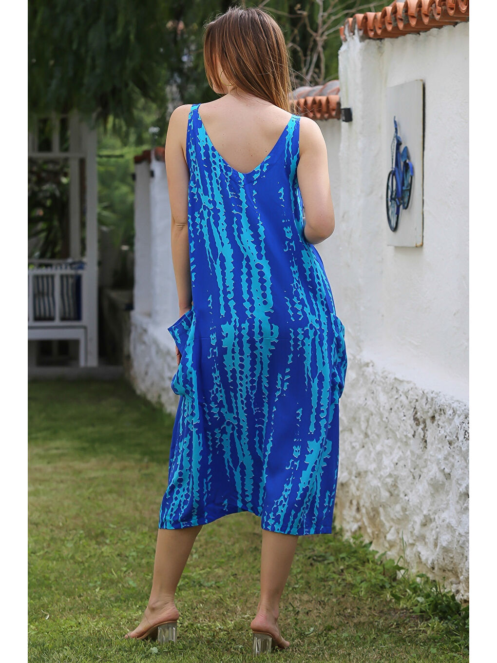 Turkuaz Askılı Düğmeli Cepli Allover Baskılı Casual Viskon Dokuma Elbise 115 60-5