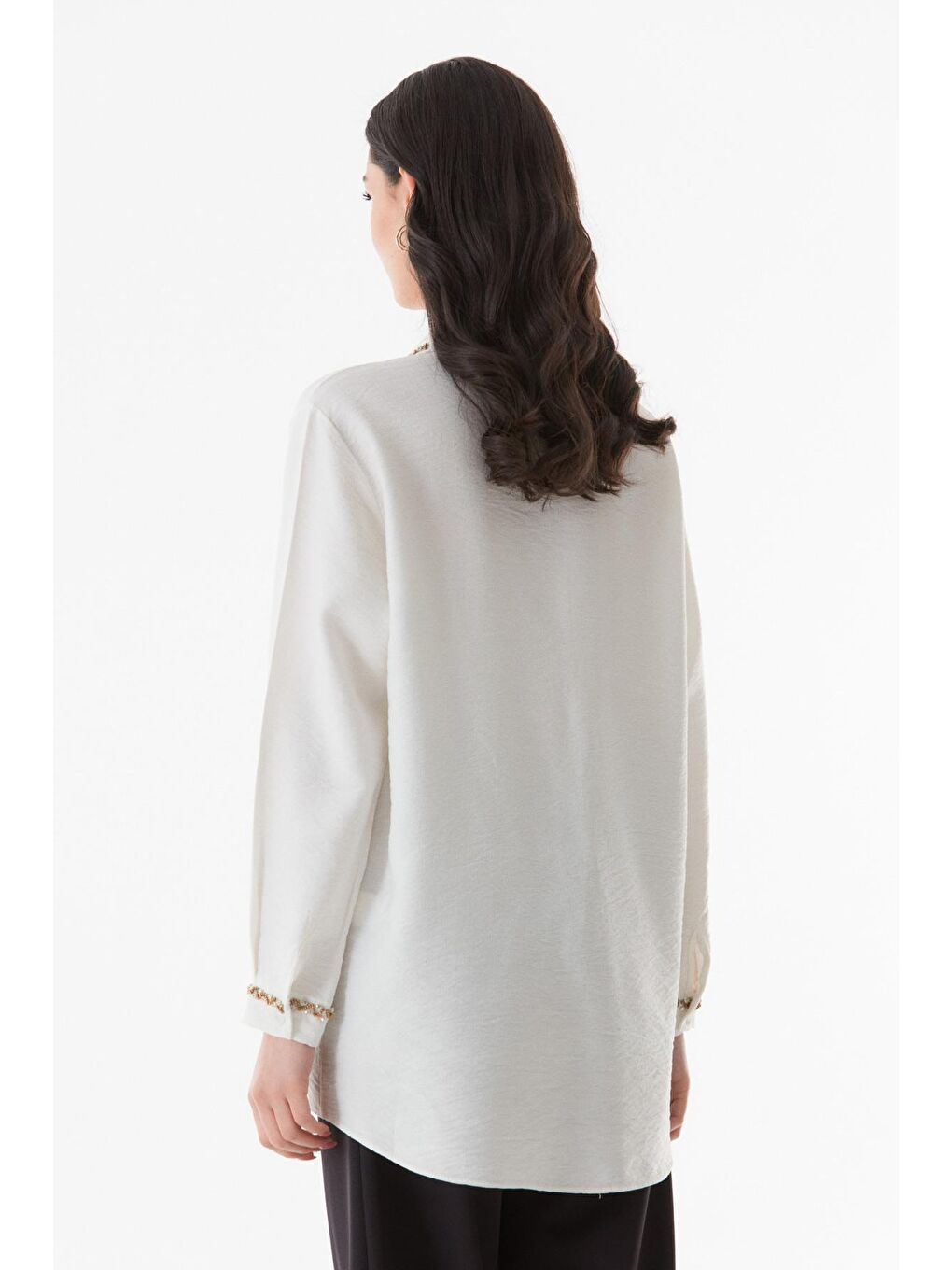 Ekru Taş Detaylı Salaş Gömlek-4