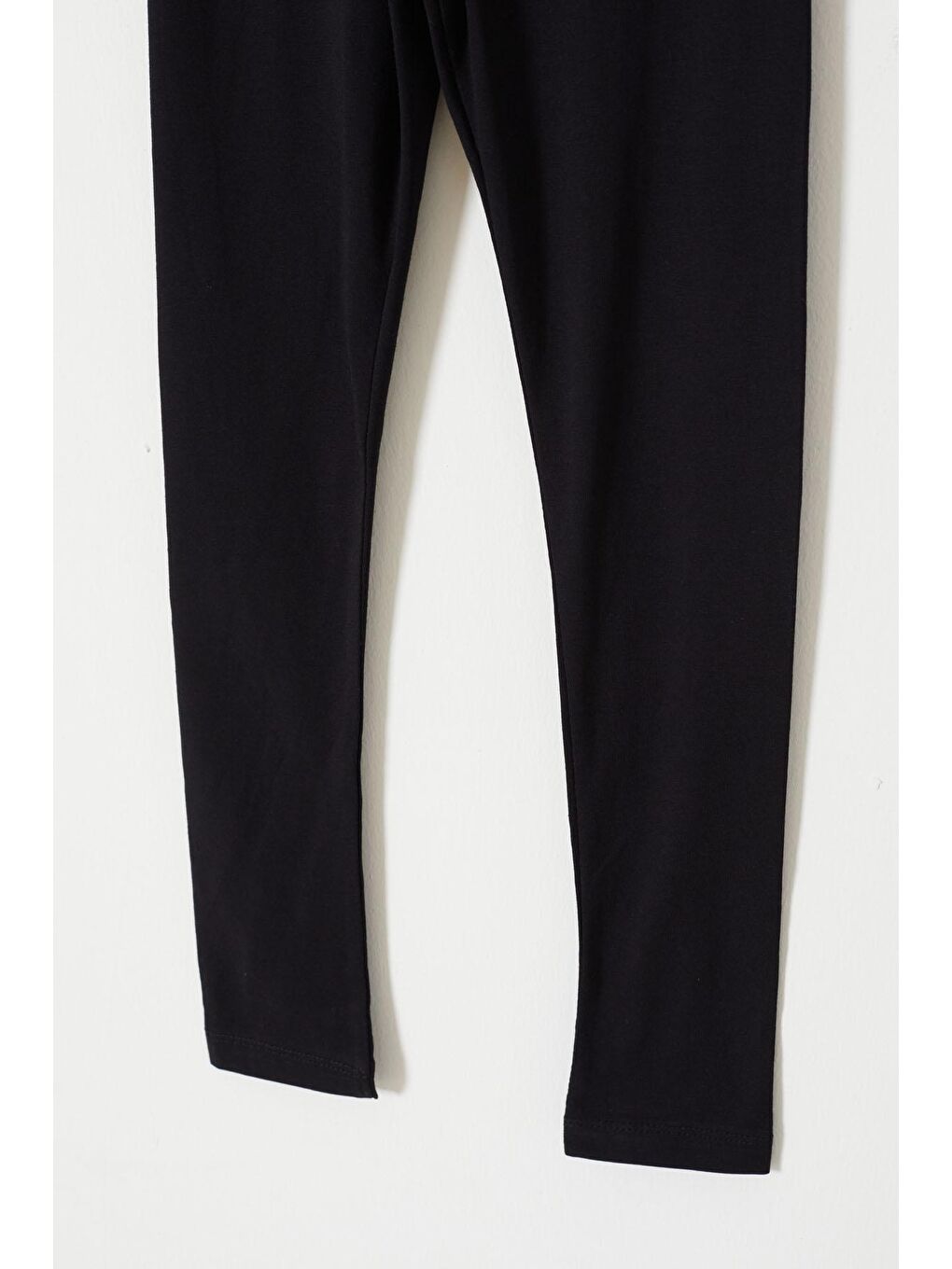 Siyah Çiçek Nakış Detaylı Kız Çocuk Tayt 18306-3