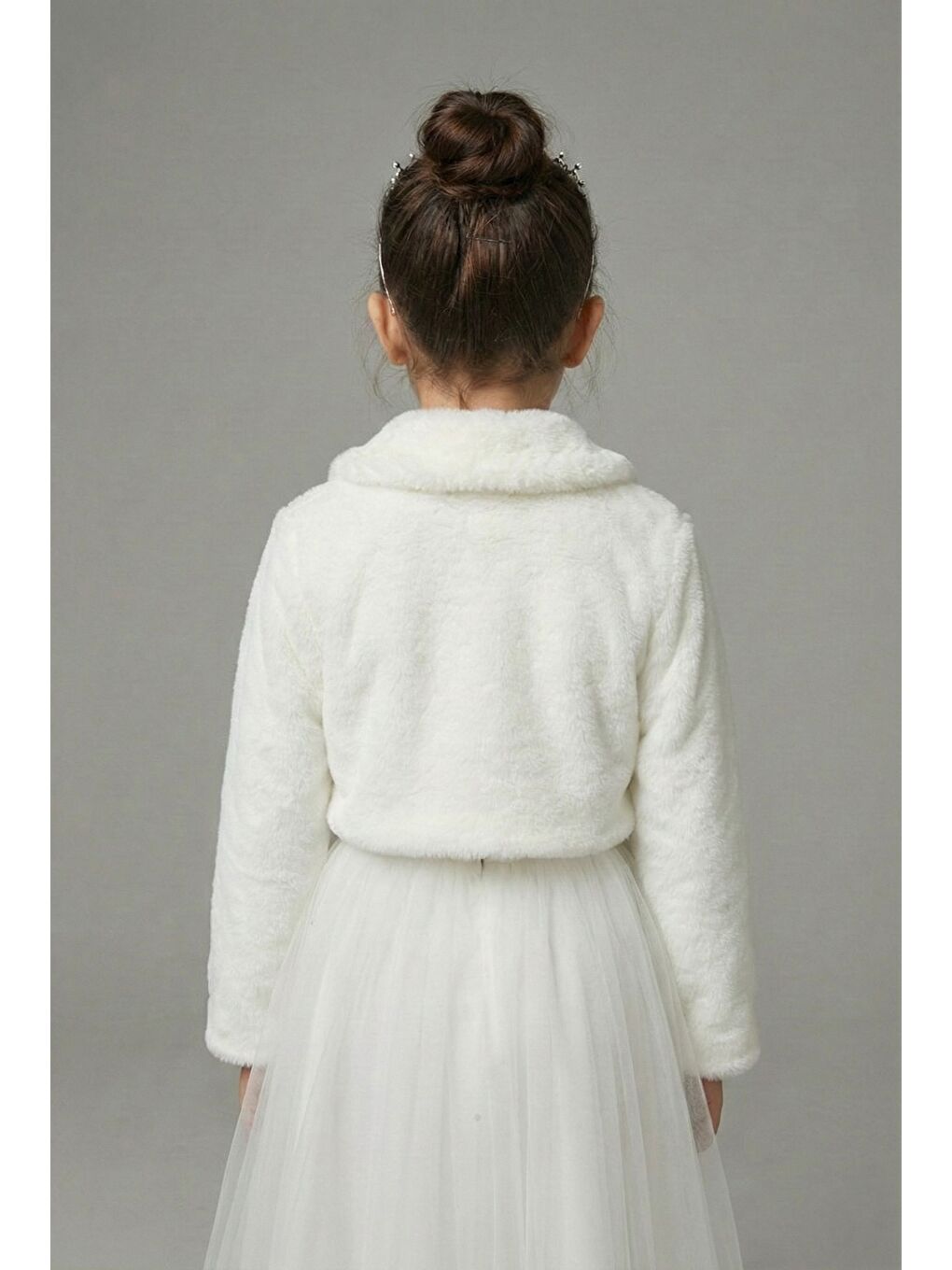 Ekru Pelüş Uzun Kol Kız Çocuk Bolerosu M00681-3