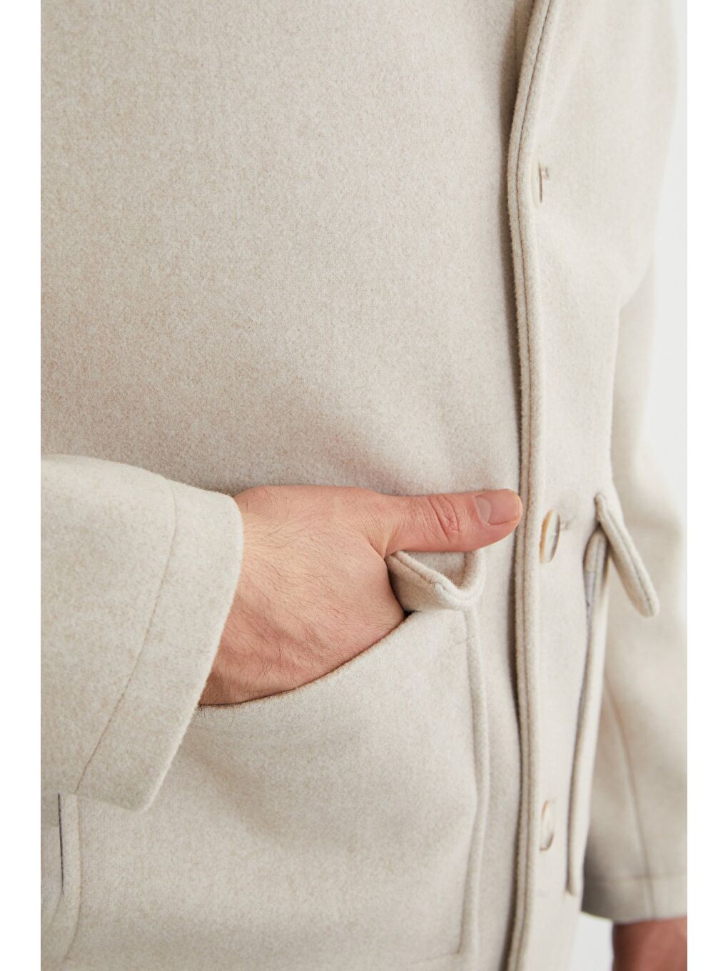 Bej Düğmeli Çift Cepli Gömlek Yaka Kaşe Kaban-4