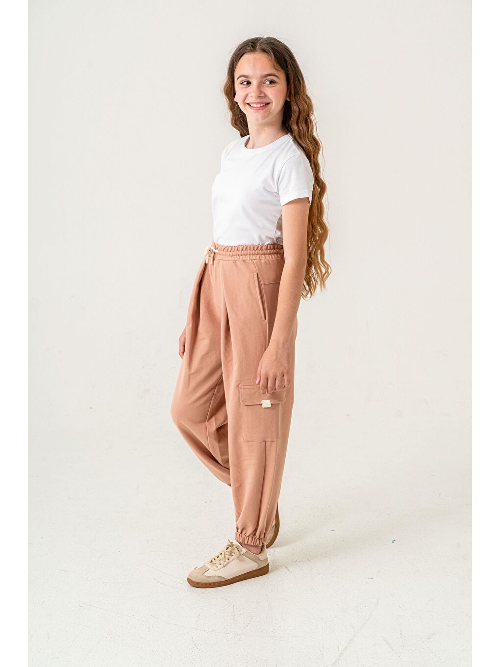 Pembe Kargo Cepli Paça Lastikli Cep Kapagı Balıksırtlı Kız Çocuk Eşofman Altı-1