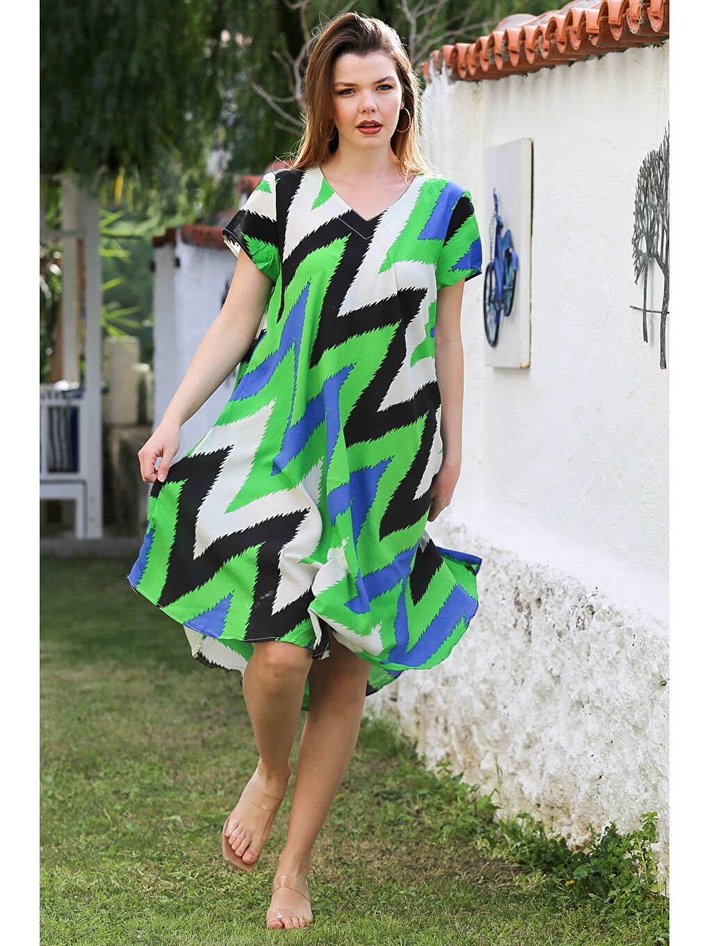 Yeşil V Yaka Düşük Kol Allover Baskılı Casual Viskon Dokuma Elbise 115 66