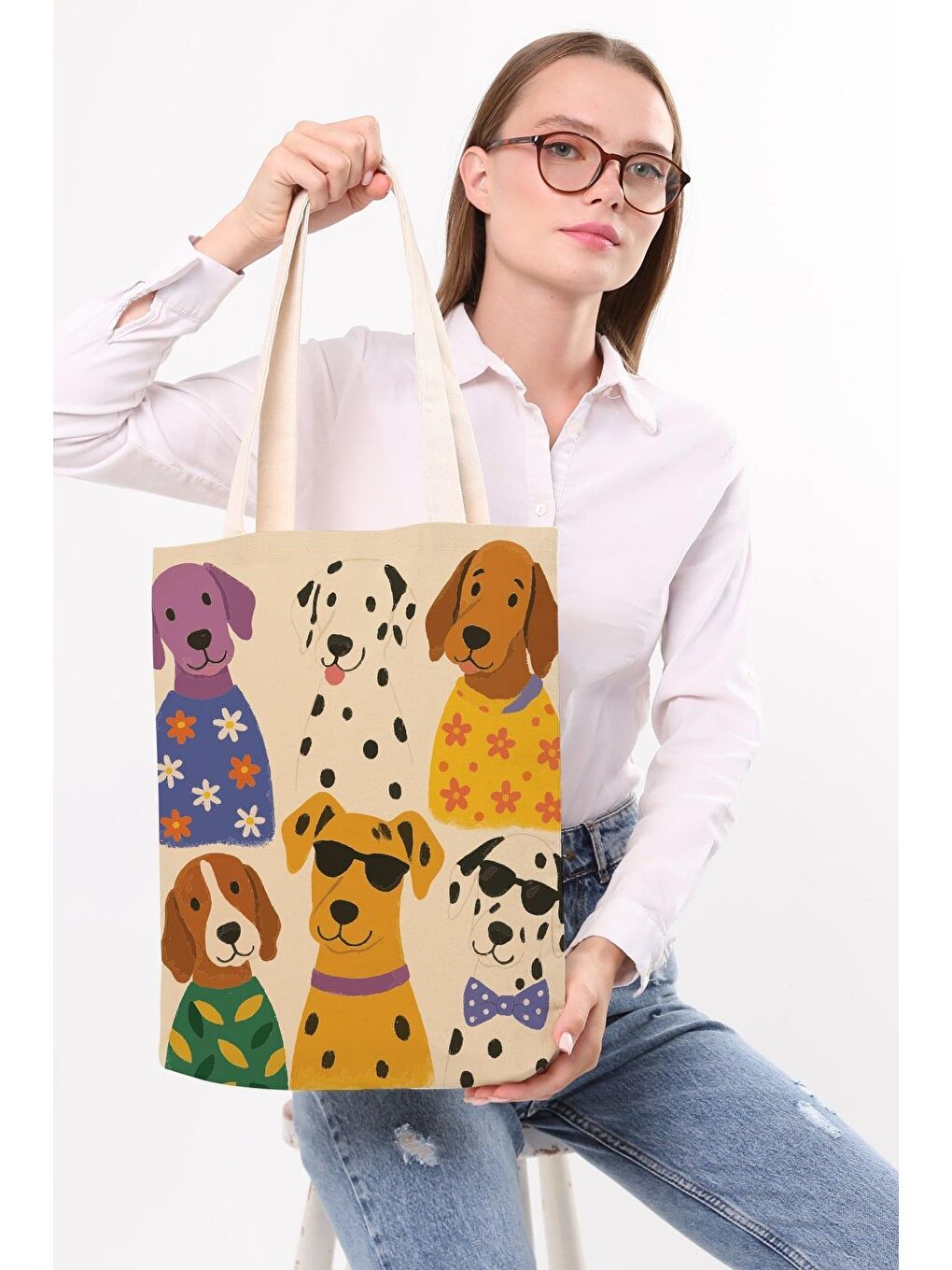 Ekru Kanvas Eğelenceli Köpekler Baskılı Bez Çanta-1