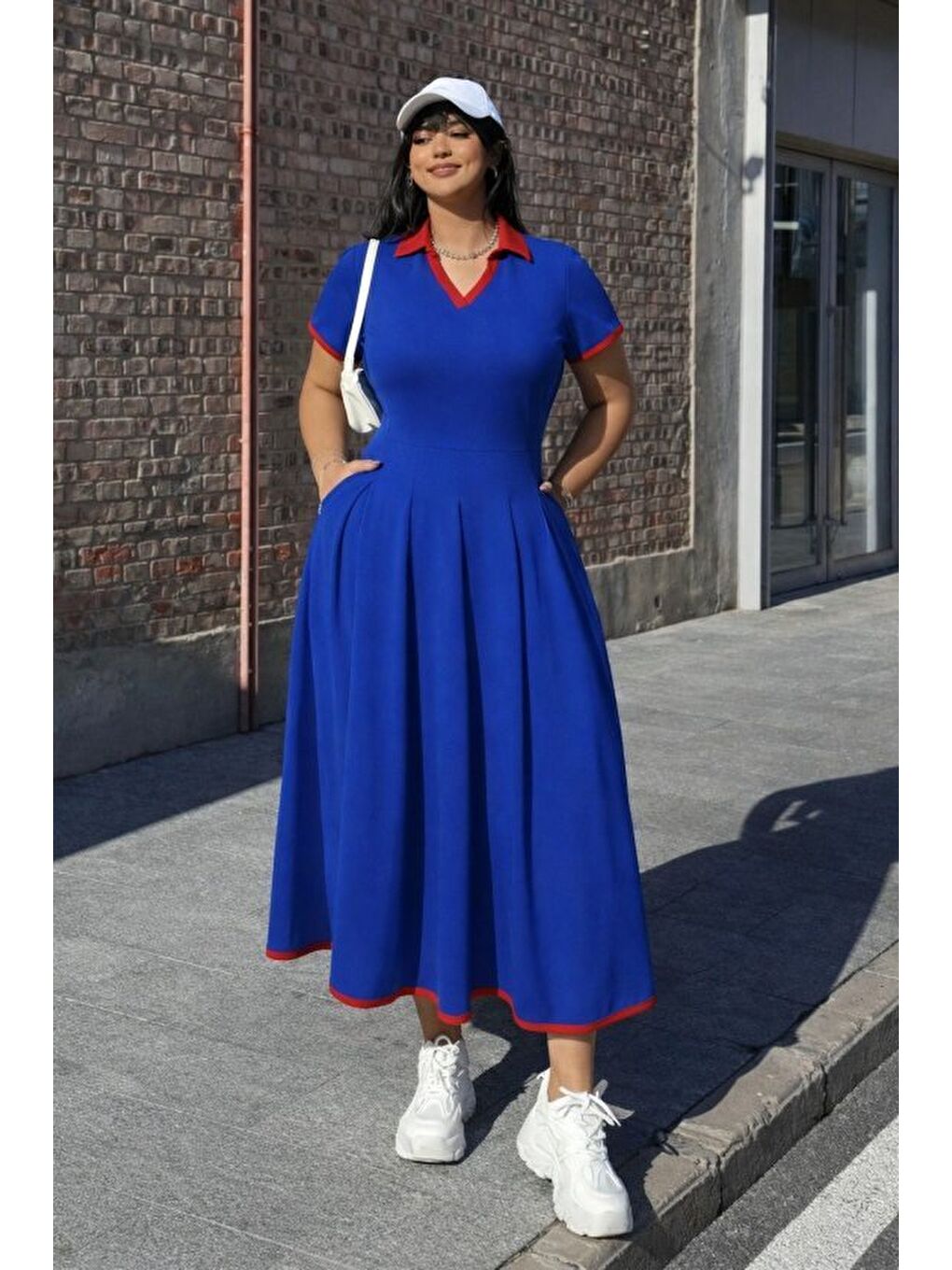 Mavi Kadın Kısa Kollu V Yakalı Pileli Uzun Janjan Krep Elbise-1