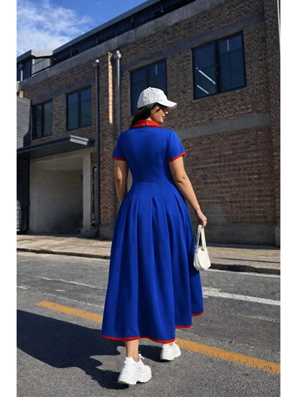 Mavi Kadın Kısa Kollu V Yakalı Pileli Uzun Janjan Krep Elbise-2