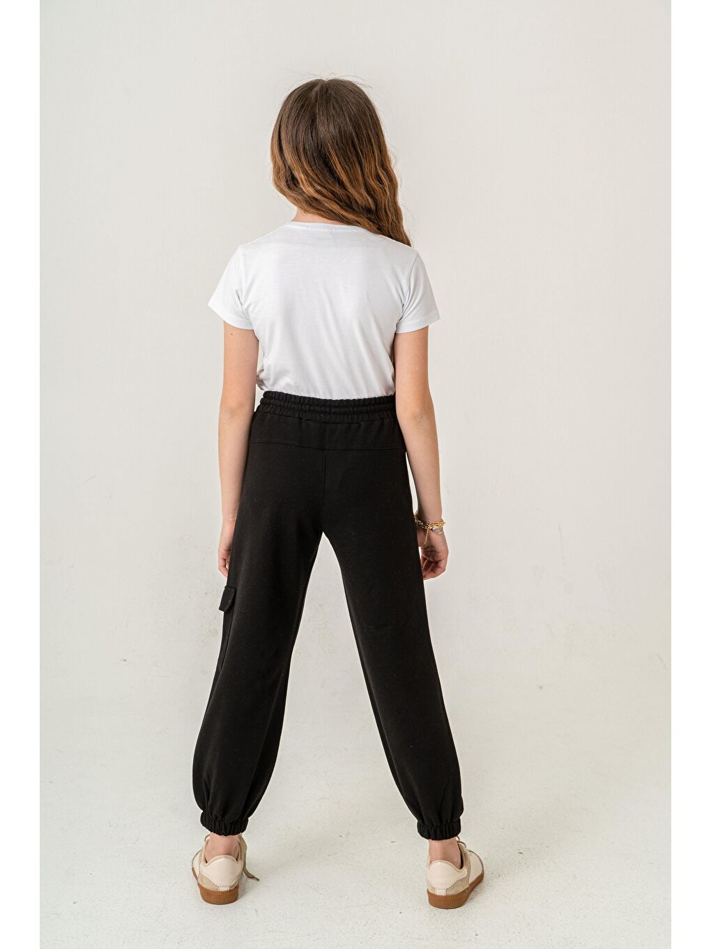 Siyah Kargo Cepli Paça Lastikli Cep Kapagı Balıksırtlı Kız Çocuk Eşofman Altı-5