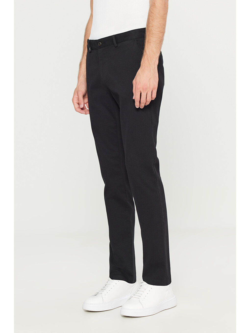 Erkek Siyah Pamuklu Slim Fit Dar Kesim Yan Cep Armürlü Esnek Casual Pantolon