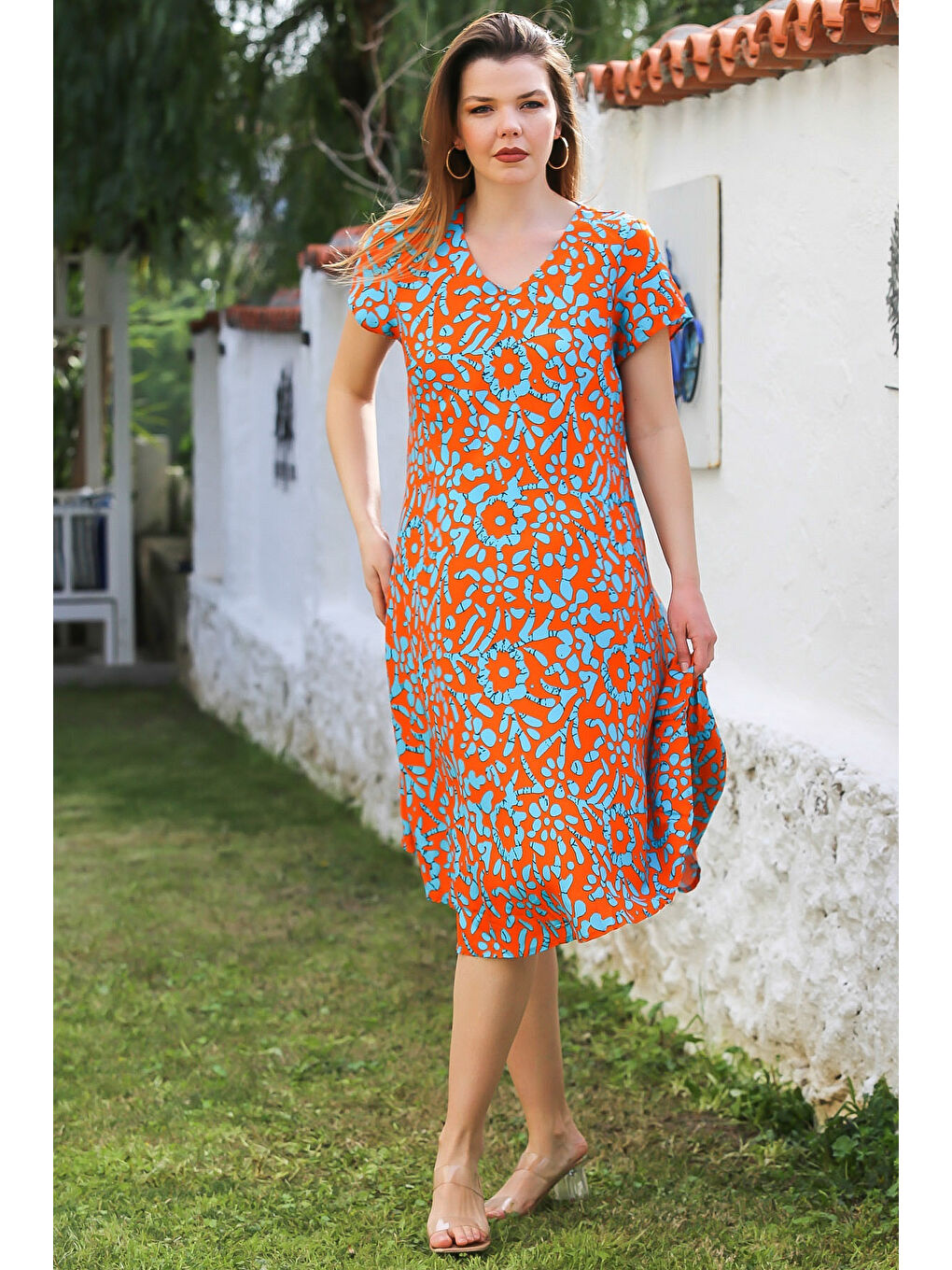 Turuncu-Mavi V Yaka Düşük Kol Allover Baskılı Casual Viskon Dokuma Elbise 115 66-2