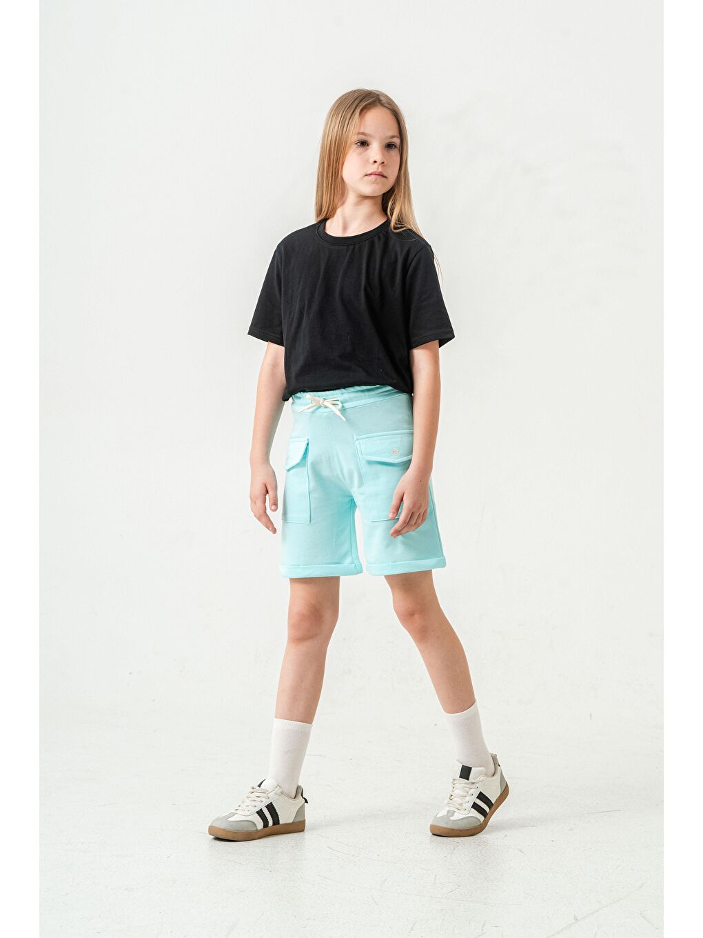 Mavi Kargo Cepli Cep Kapağı Nakışlı Kız Çocuk Şort-2