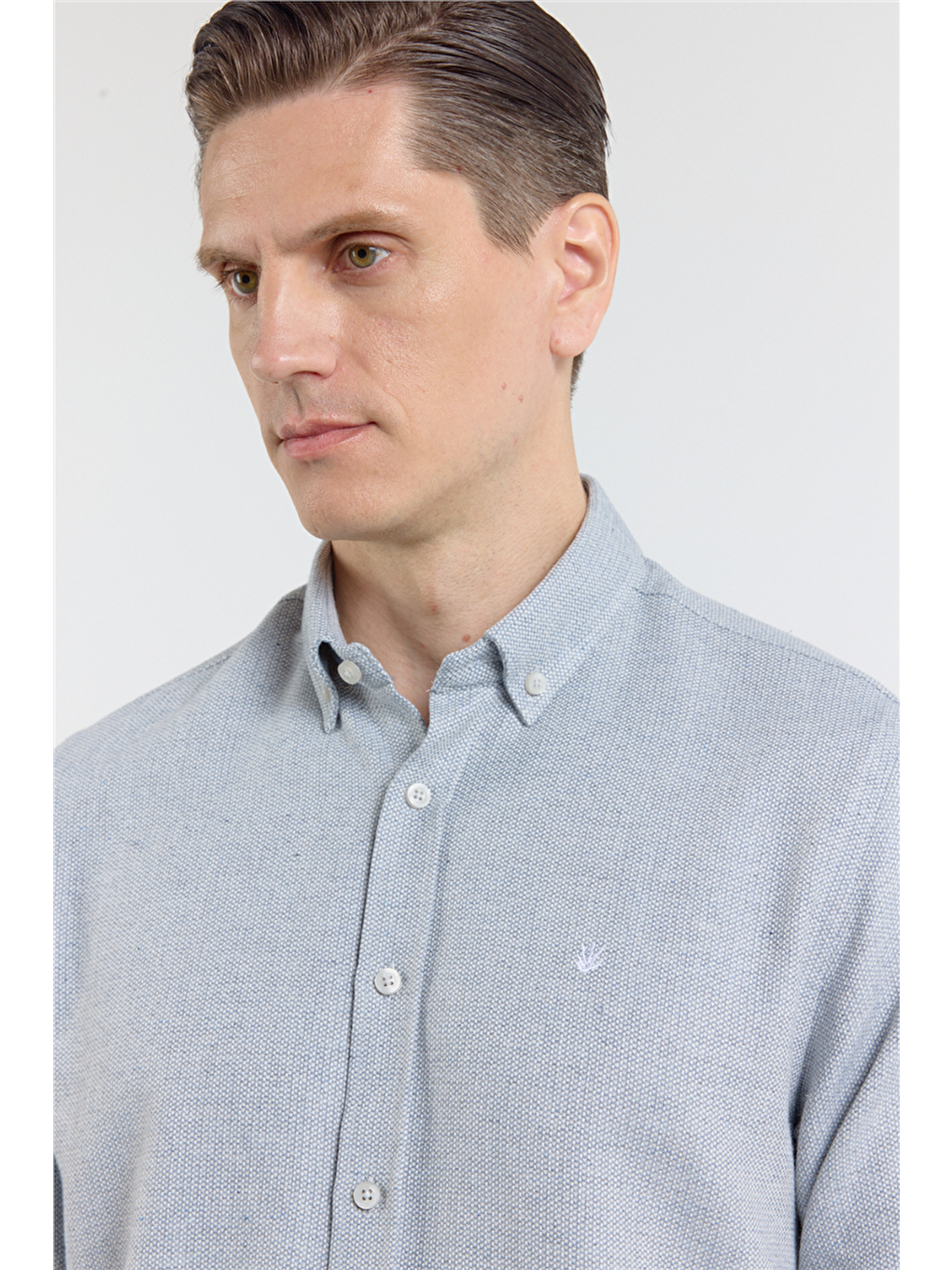 Mavi - Beyaz Düğmeli Yaka Uzun Kol Cepsiz Slim Fit Pamuklu Gömlek 1004260164-3