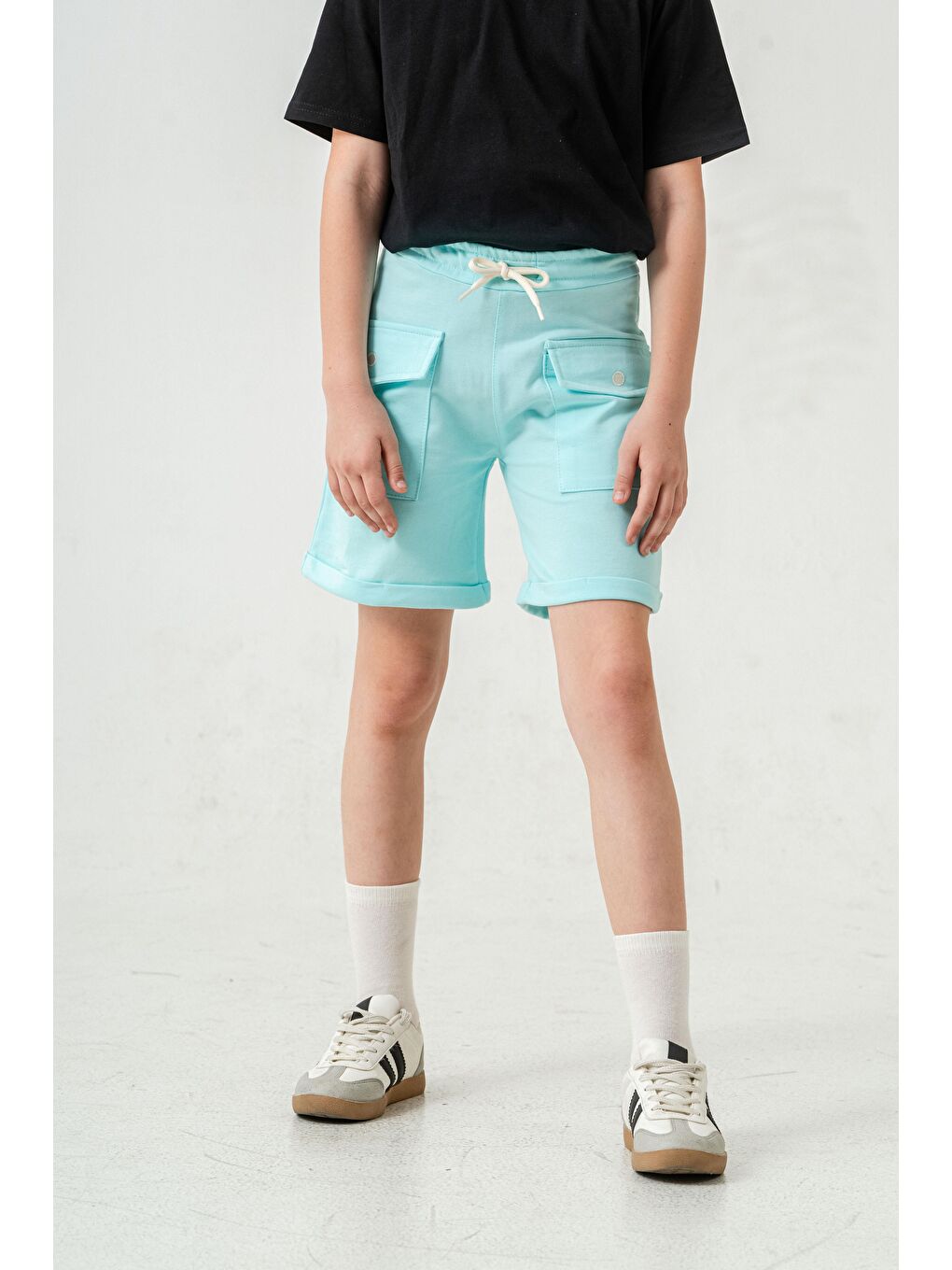 Mavi Kargo Cepli Cep Kapağı Nakışlı Kız Çocuk Şort-4