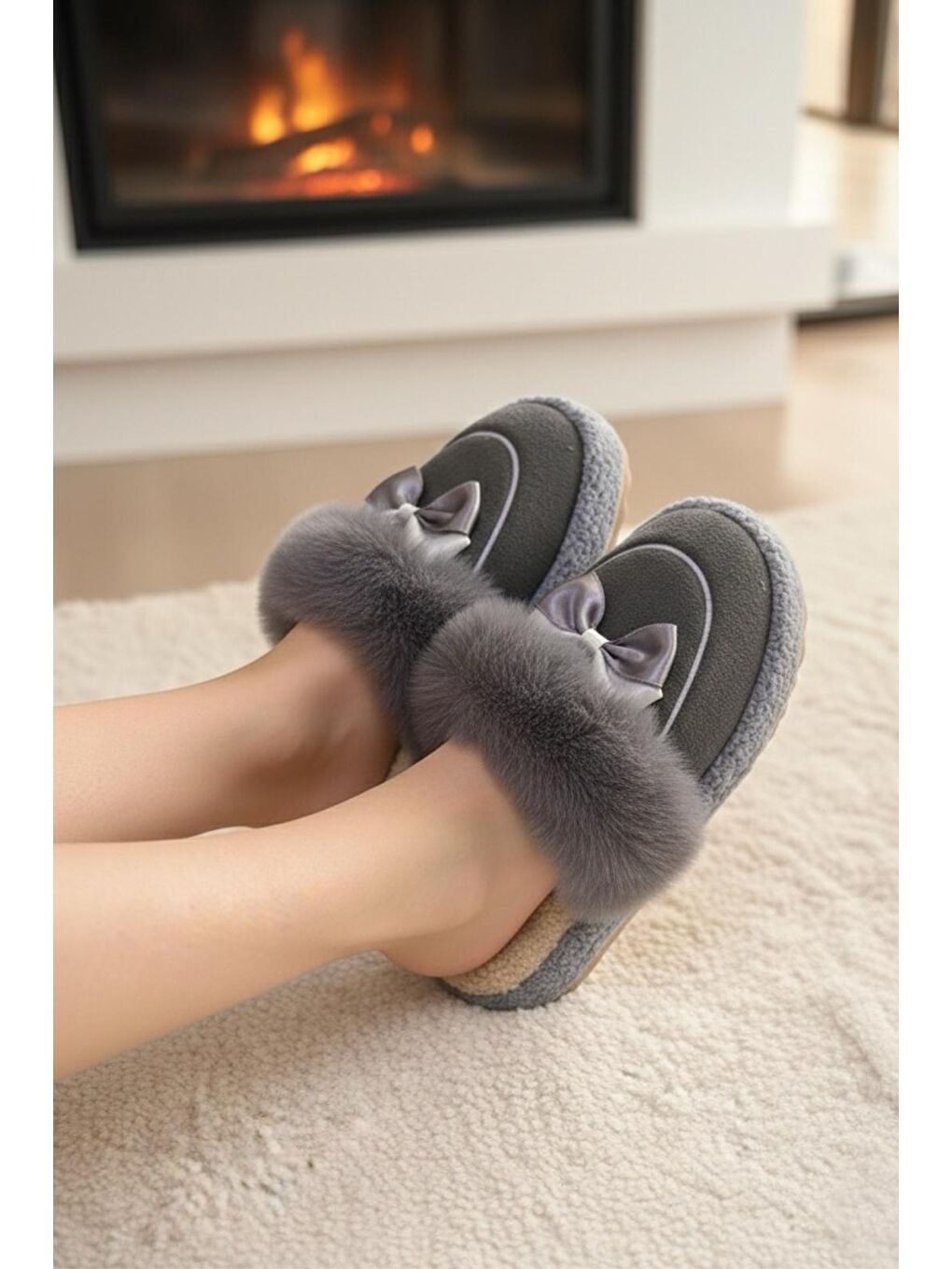 Gri Romy Kurdela Kadın Ev Terliği Pelüş Ev Terliği Ses Yapmaz Taban Sıcak Kürklü Terlik-1
