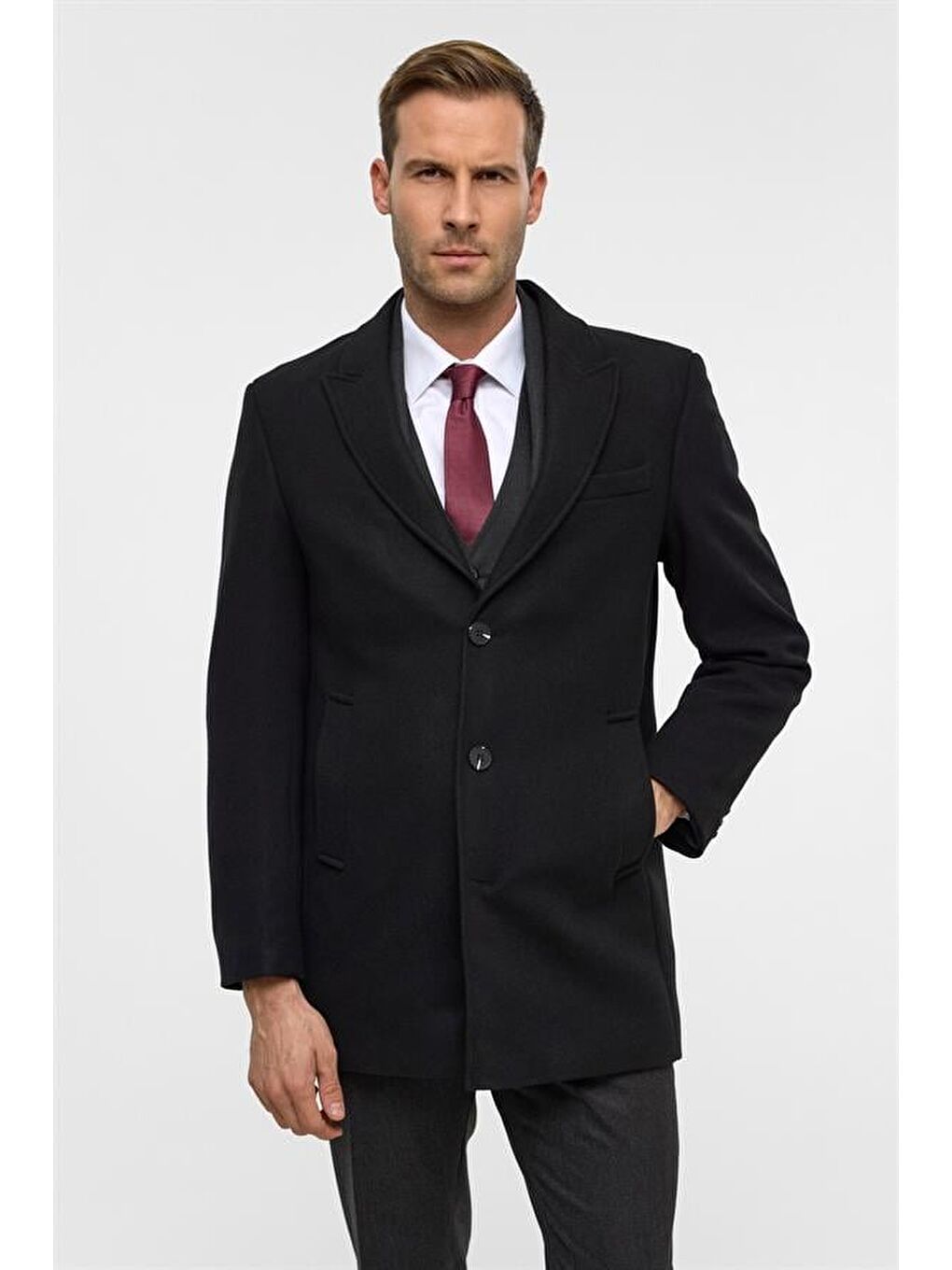 Siyah Slim Düz Sivri Yaka Kaban-4