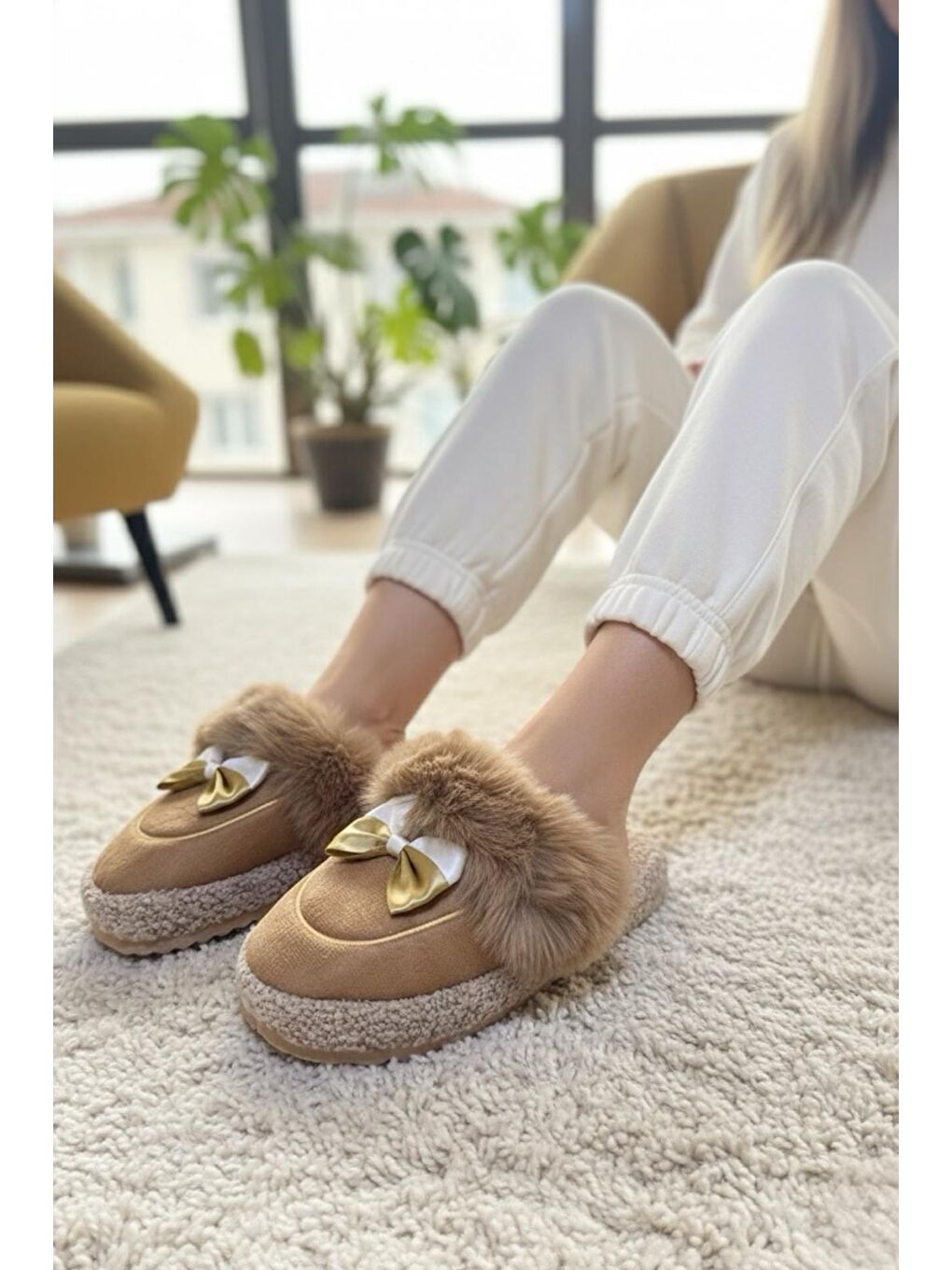 Kahverengi Romy Kurdela Kadın Ev Terliği Pelüş Ev Terliği Ses Yapmaz Taban Sıcak Kürklü Terlik-1