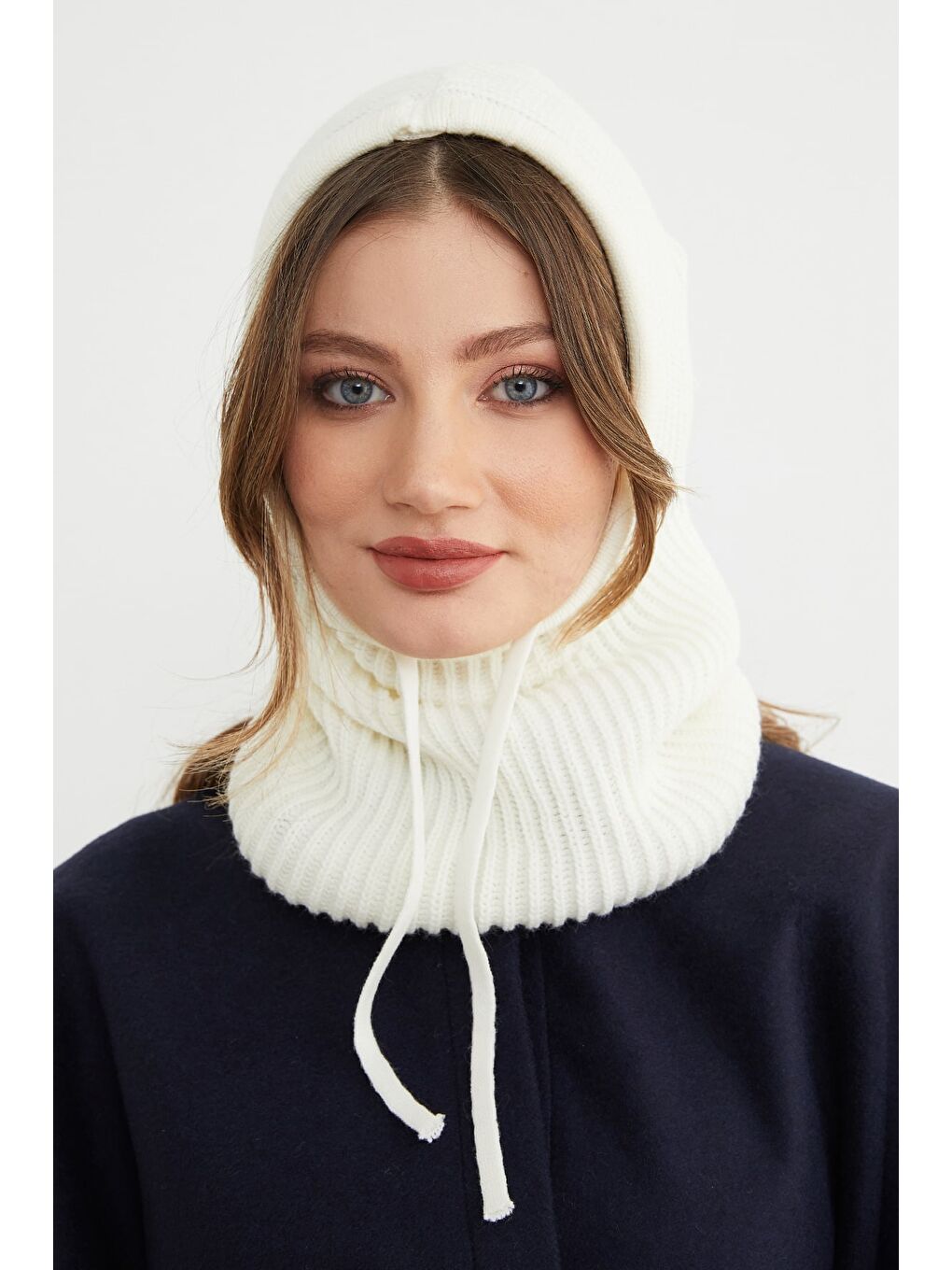 Ekru Basic Bağcıklı Triko Balaklava Bere-1
